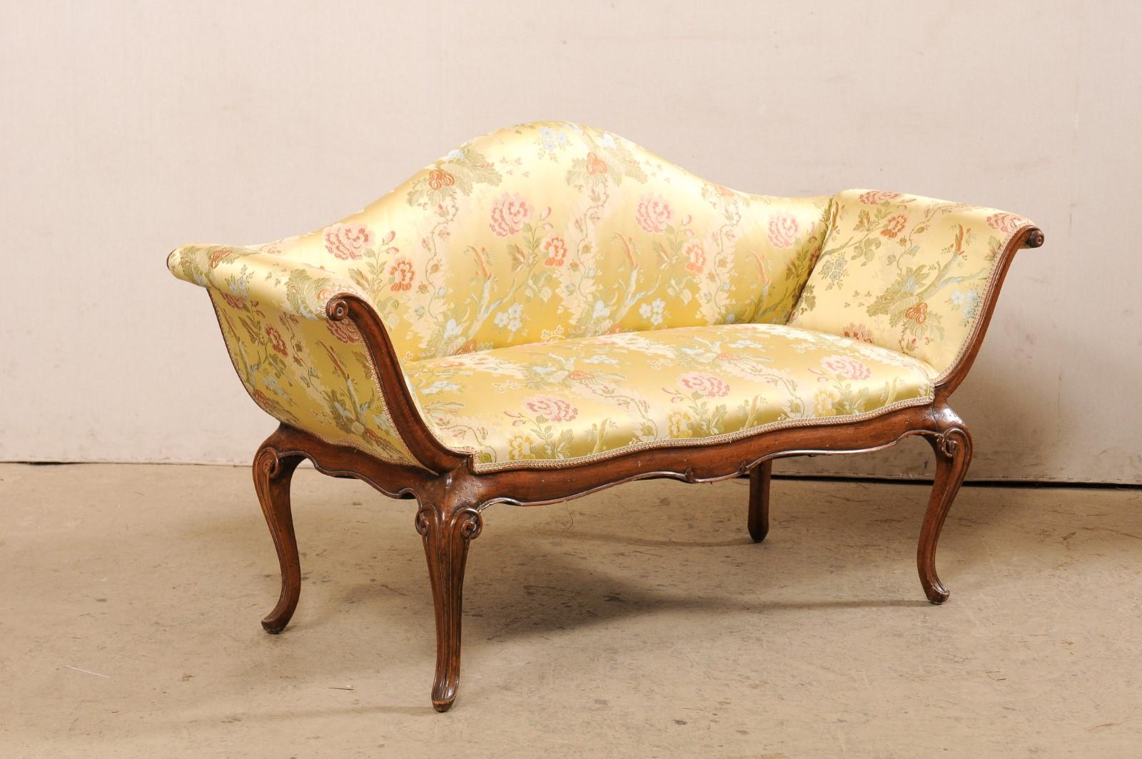 Upholstery Elegant Italian Venetian Style Sofa, Early 19th C For Sale