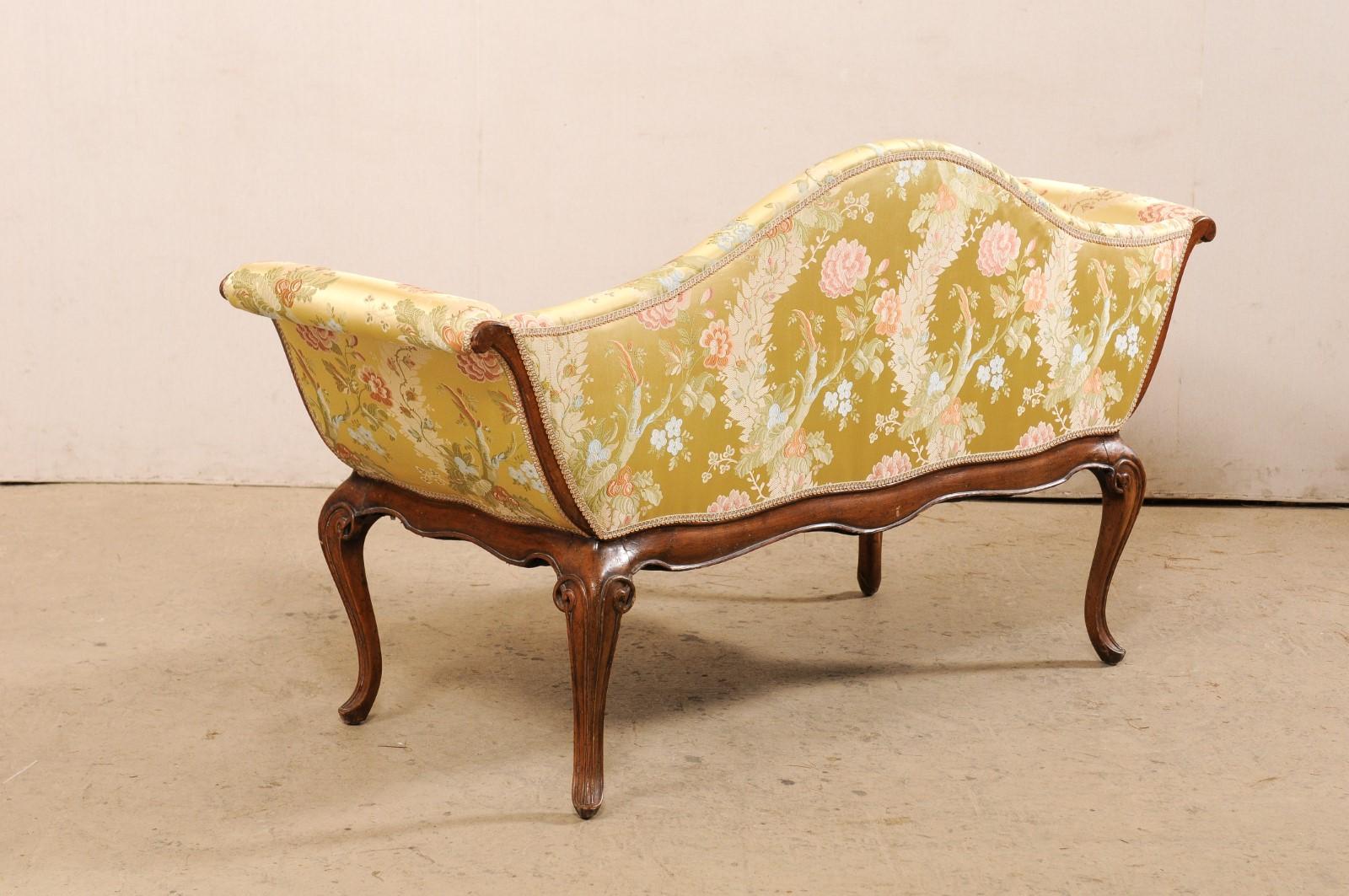 Elegant Italian Venetian Style Sofa, Early 19th C For Sale 3