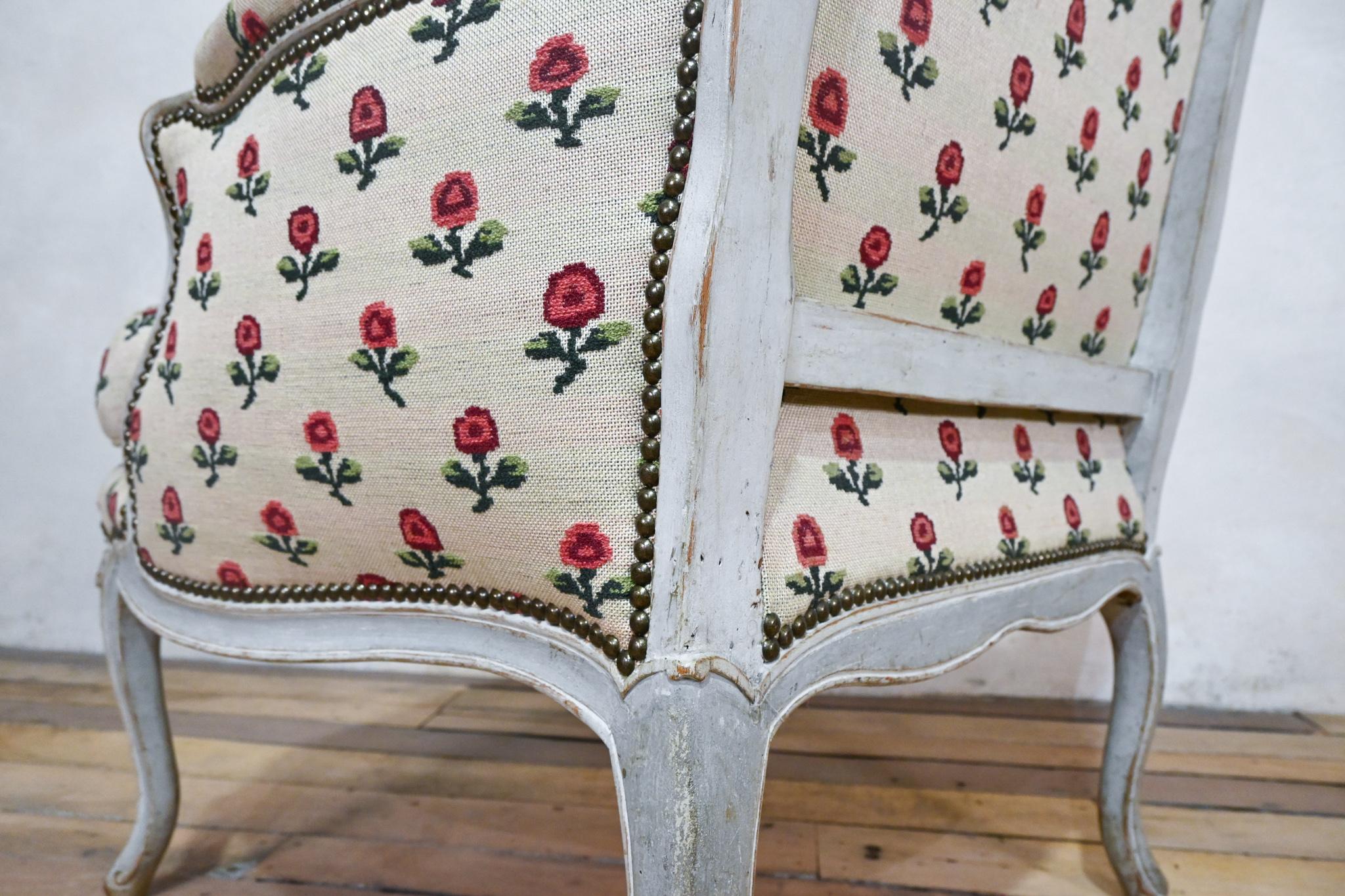 18th Century Louis XV Grey Painted Bergere Armchair, Jean-Baptiste Lebas Floral For Sale 6