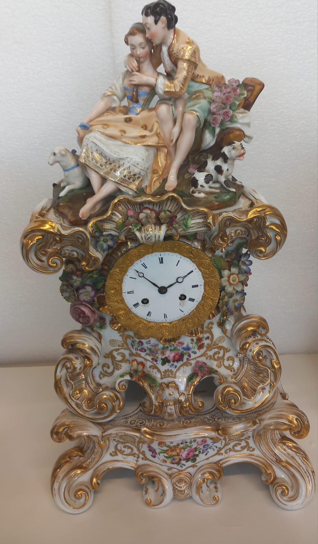 An elegant mantle piece clock with vases made in Paris circa 1860 For Sale 2