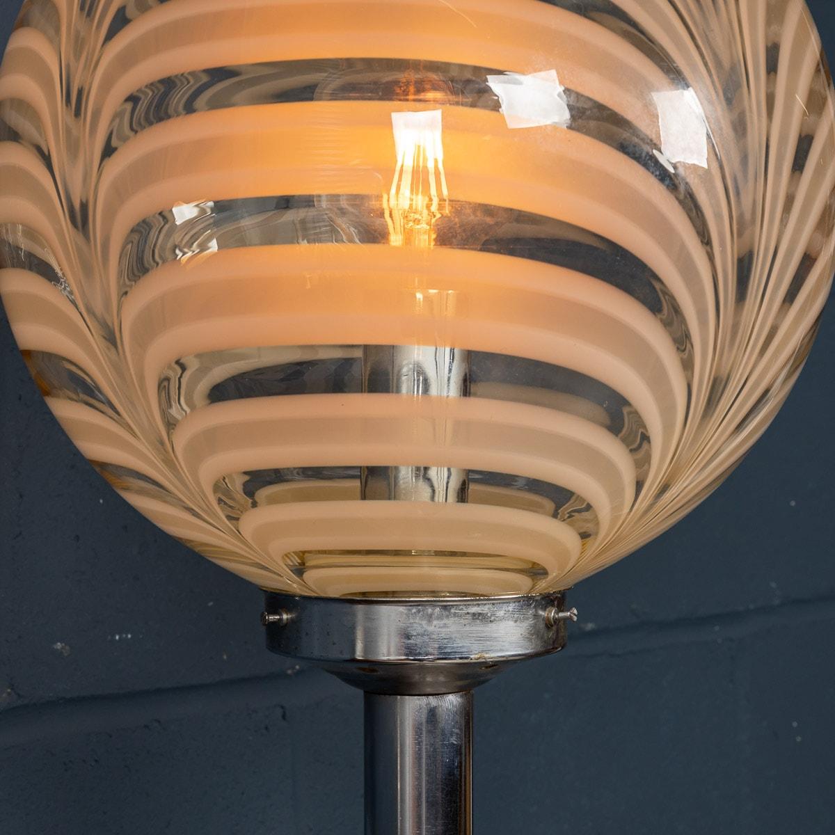 An Elegant Murano Glass & Chrome Floor Lamp, c.1960 7