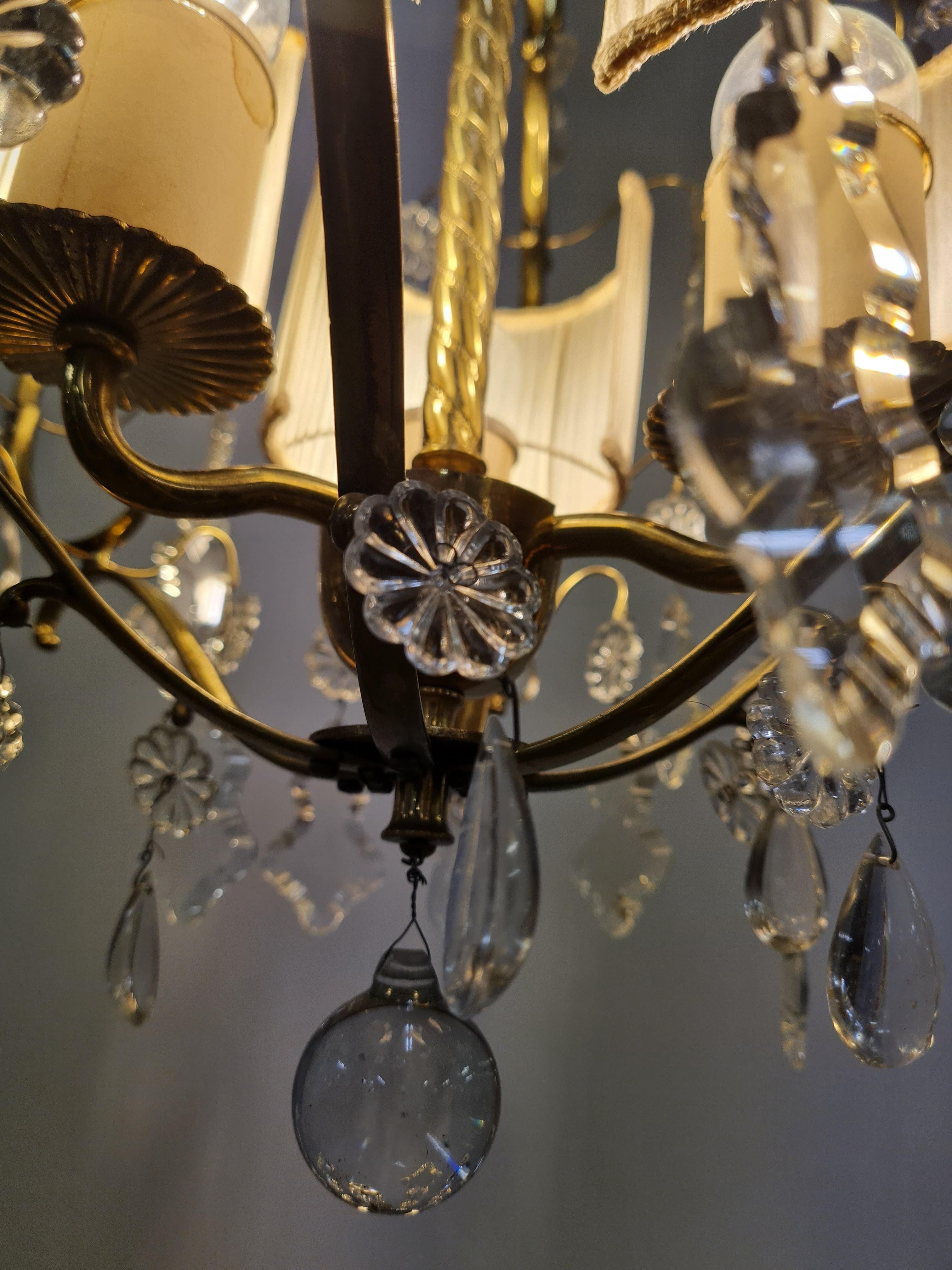 Élégant lustre Paavo Tynell en cristal et laiton modèle 1457-3, Taito, années 1940 en vente 2