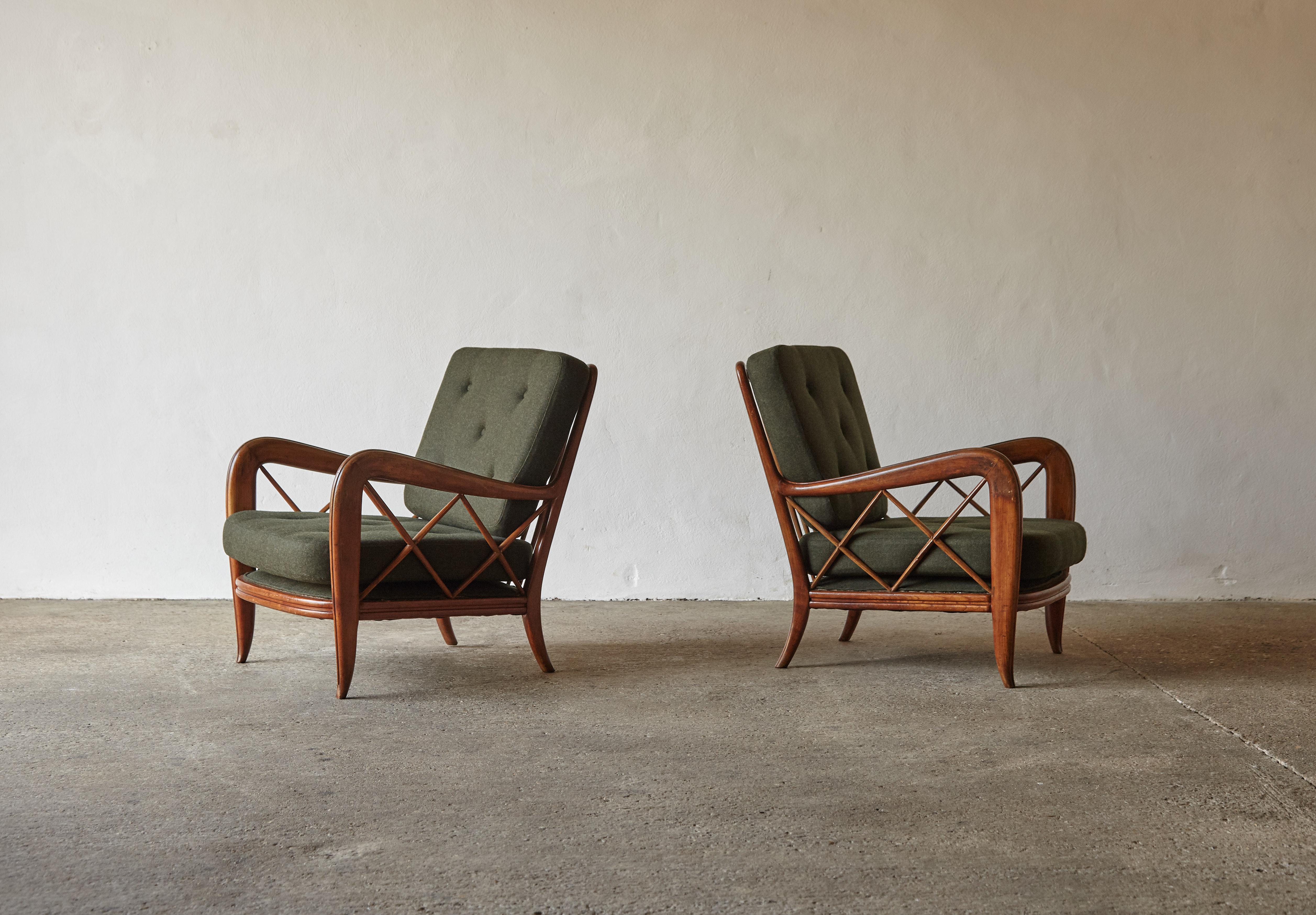 Mid-Century Modern Elegant Pair of Armchairs Attributed to Paolo Buffa, Italy, 1950s