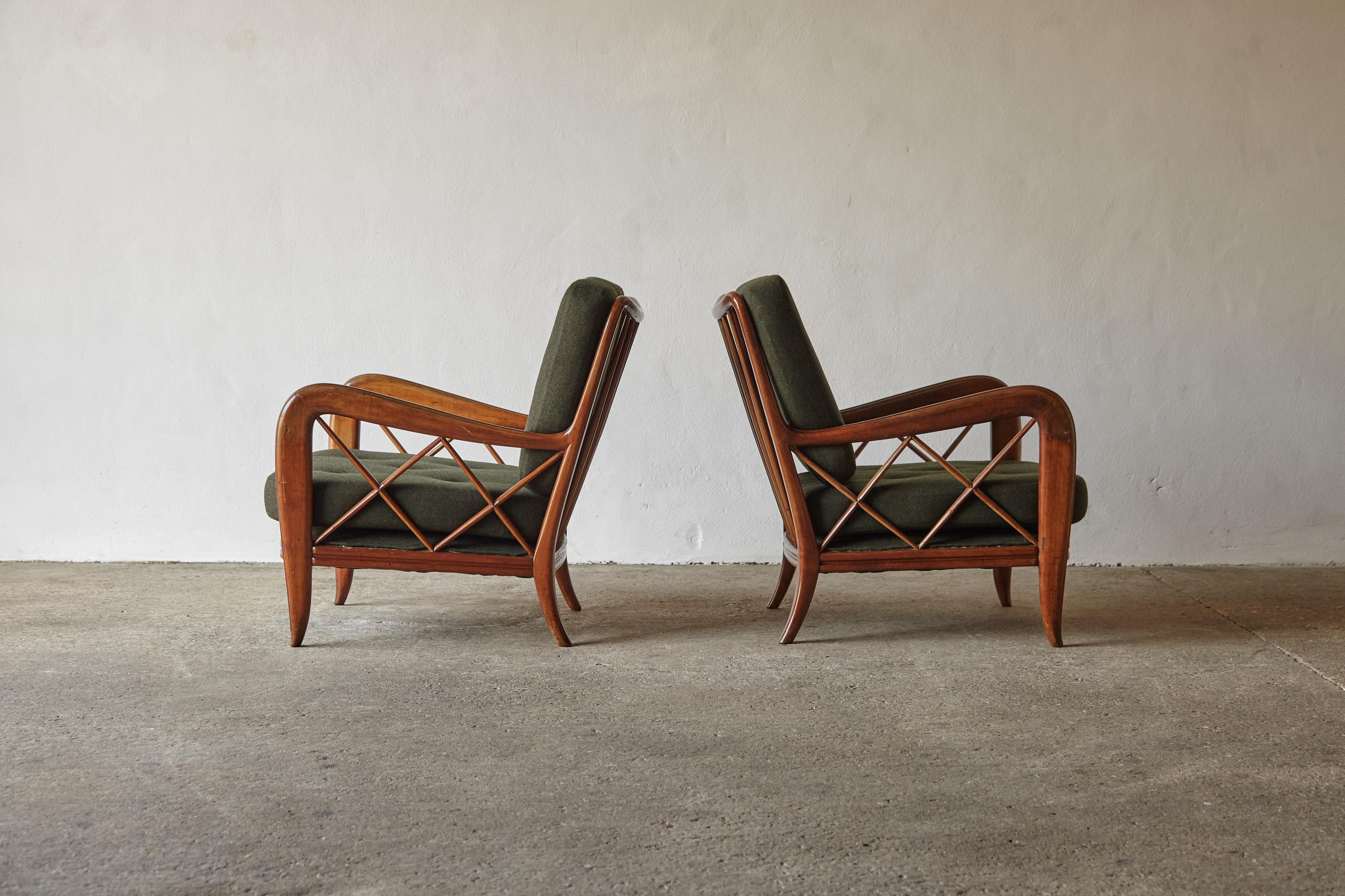 Elegant Pair of Armchairs Attributed to Paolo Buffa, Italy, 1950s In Good Condition In London, GB