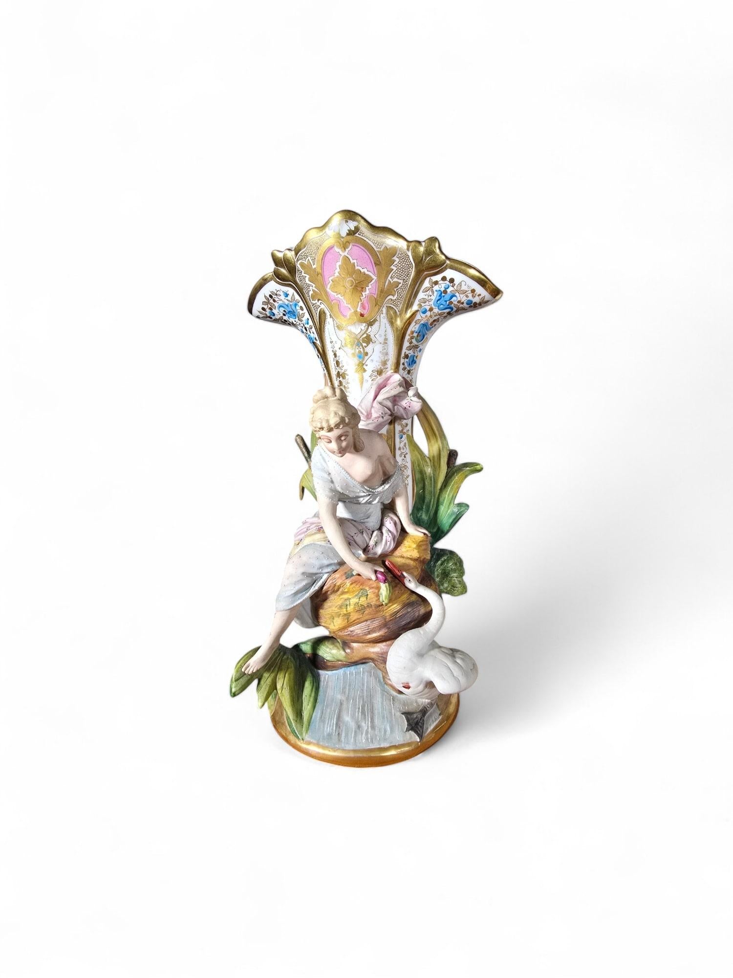 An elegant pair of French porcelain vases, circa 1860 For Sale 8