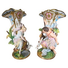 Paire d'élégants vases en porcelaine française, vers 1860