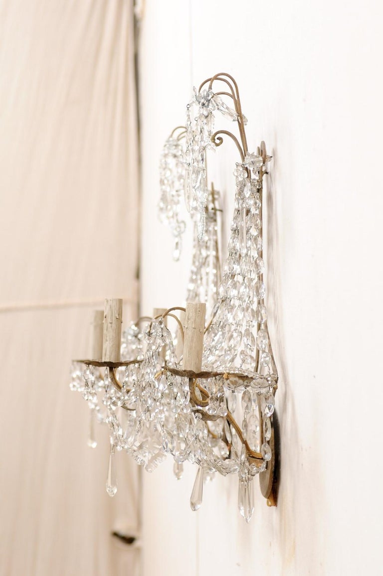 Elegant Pair of Mid-20th Century Crystal Waterfall Wall Sconces from France For Sale 6