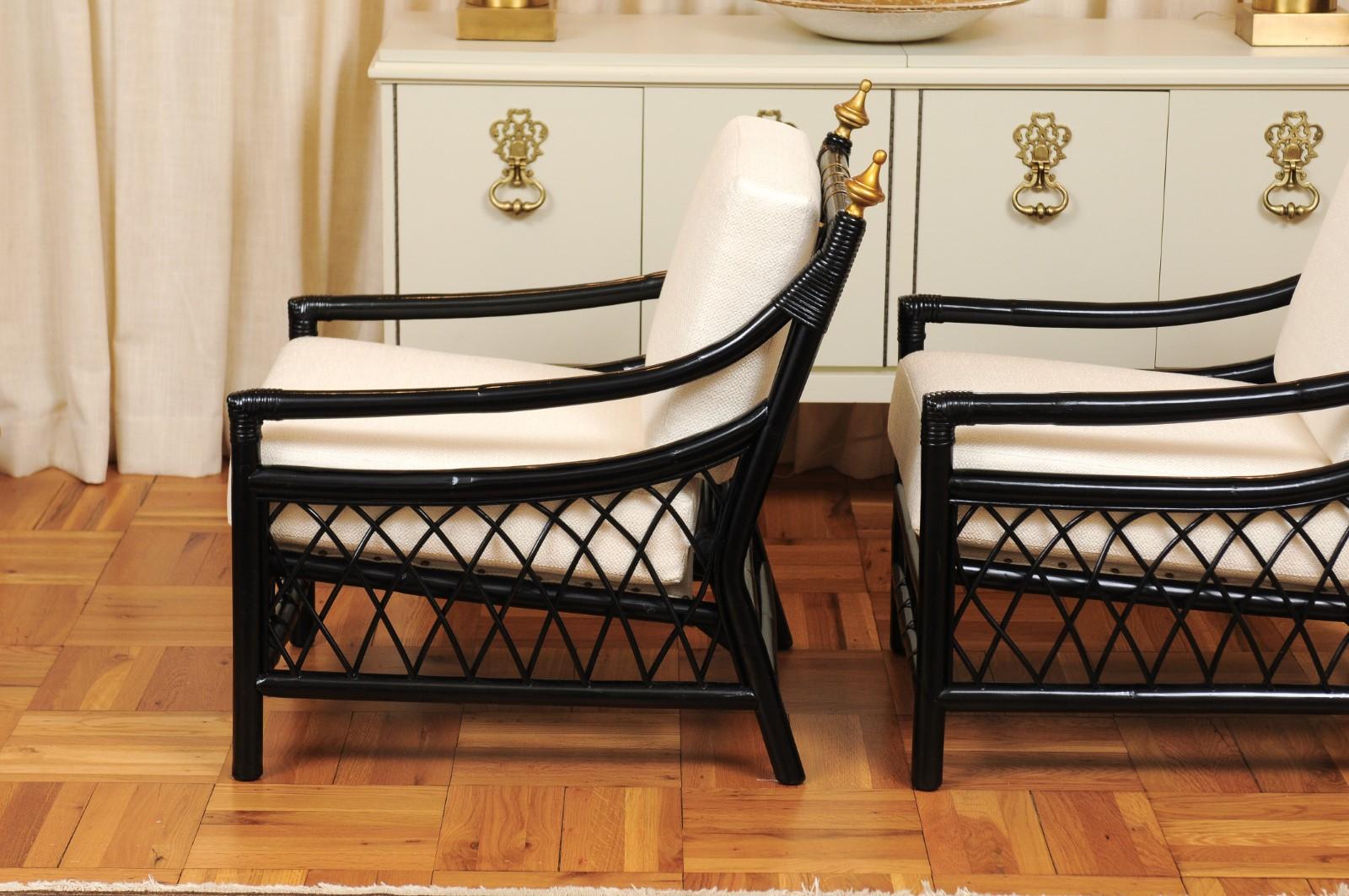 Elegant Restored Pair of Throne Loungers by Willow and Reed, circa 1955 For Sale 3