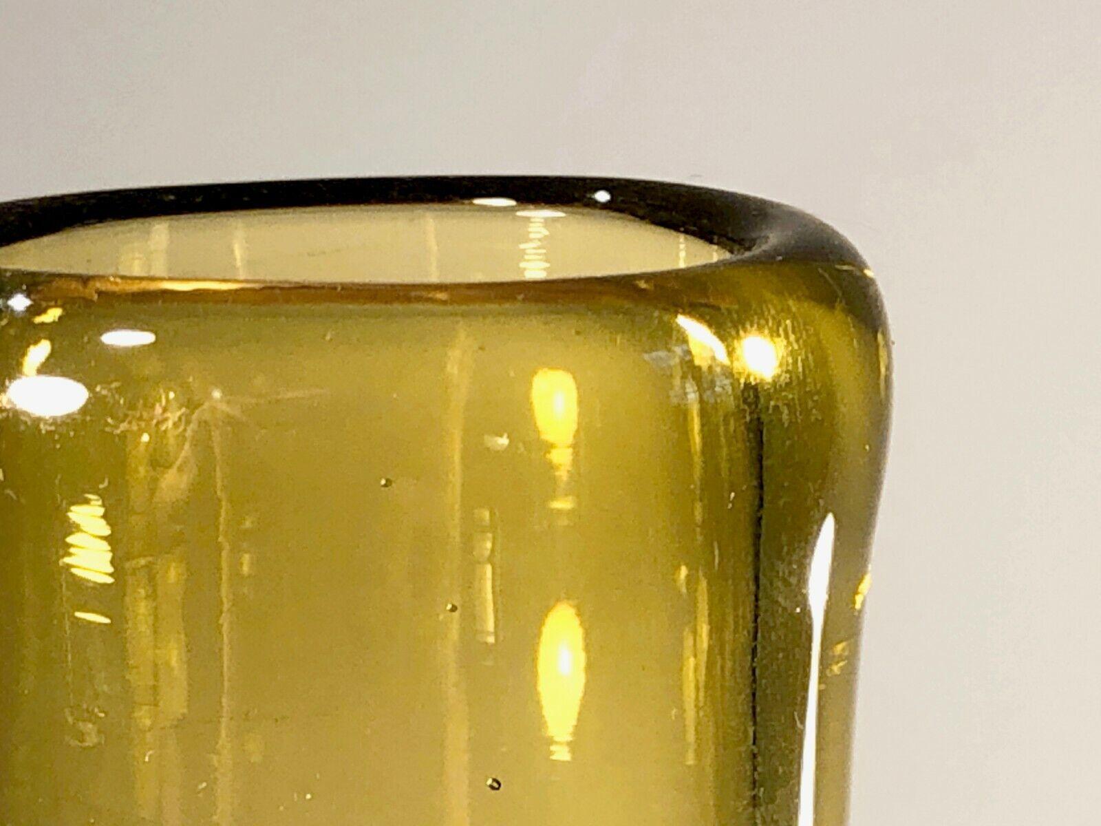 A MID-CENTURY-MODERN GLASS VASE de CLAUDE MORIN, DIEULEFIT, France 1970 en vente 2