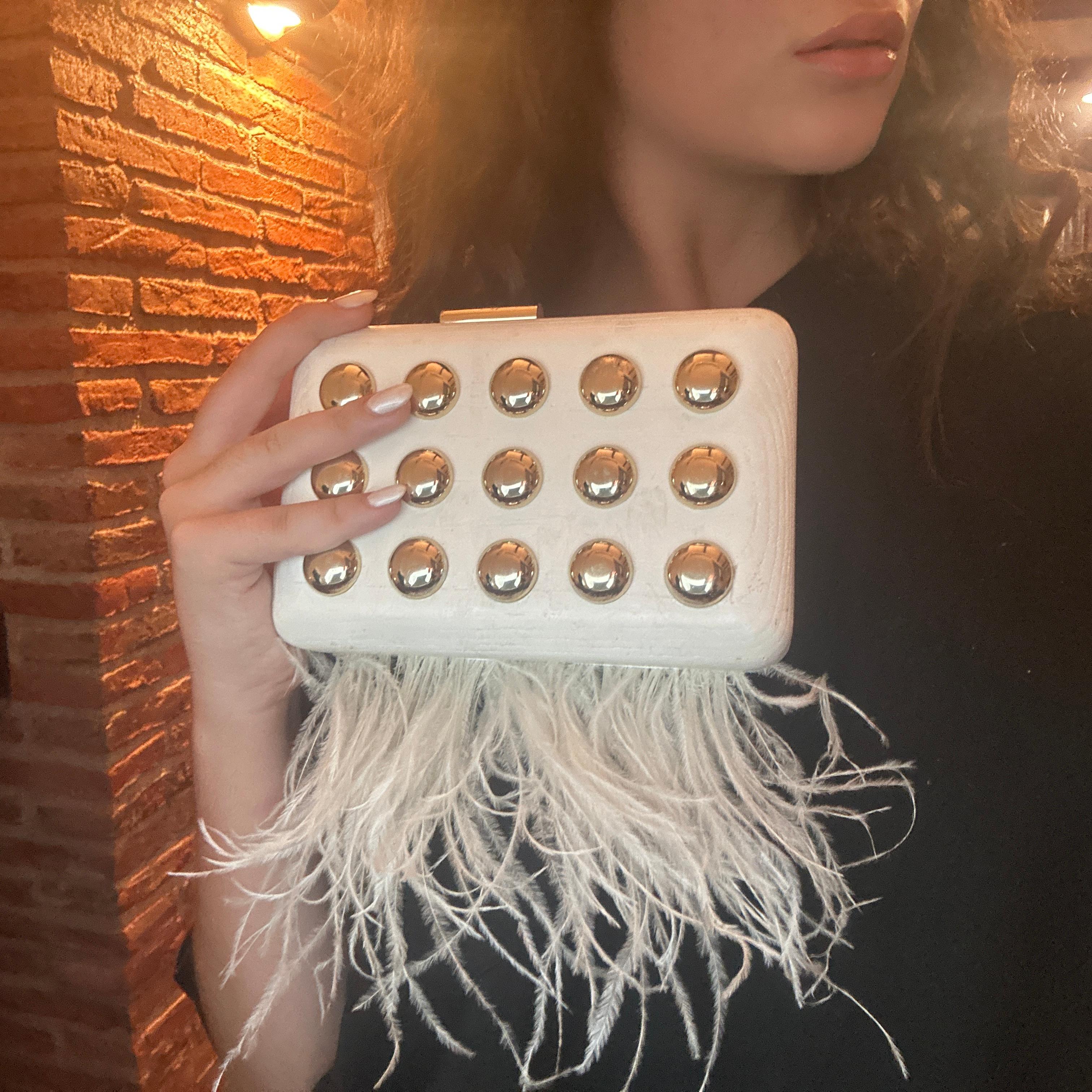 An Elegant White Wooden Evening Bag with Feathers and Studs Made by Laurafed For Sale 5