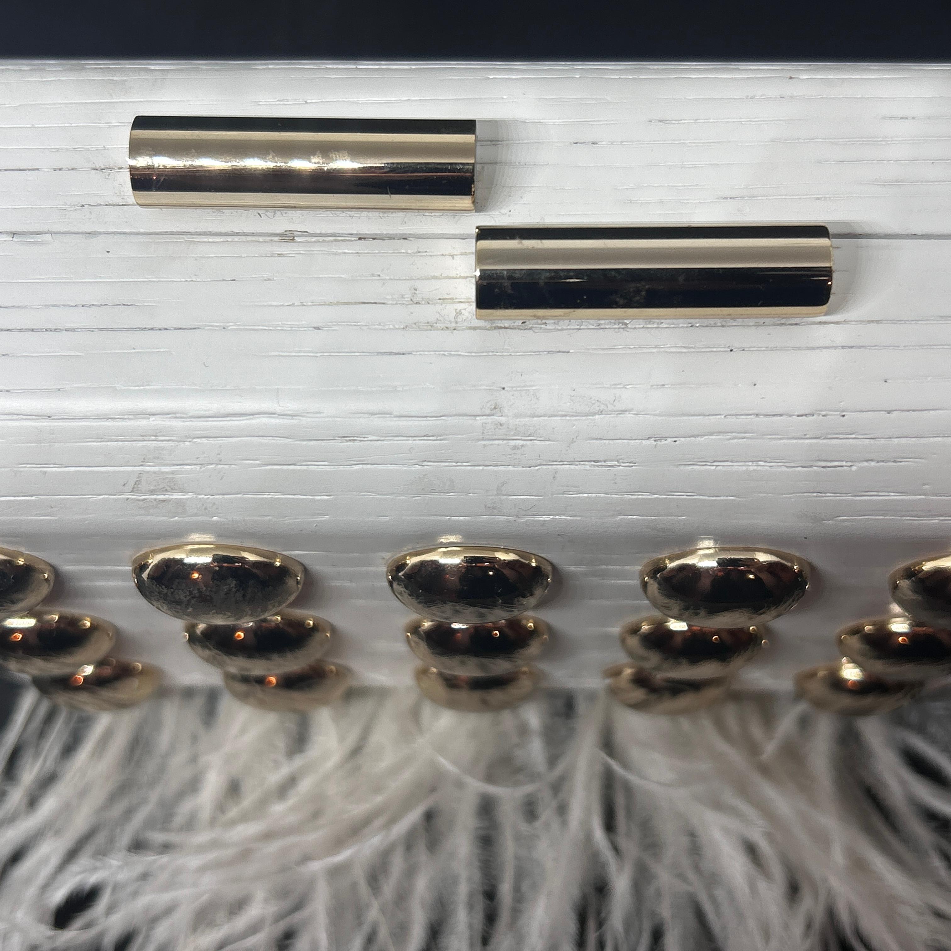 An Elegant White Wooden Evening Bag with Feathers and Studs Made by Laurafed For Sale 2