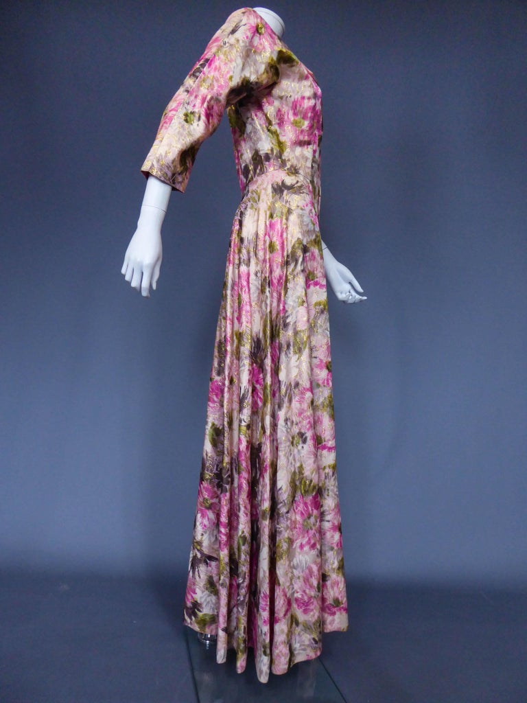 An Elizabeth Arden Gold Lamé and flowered Evening Dress, Circa 1940-1950 For Sale 9