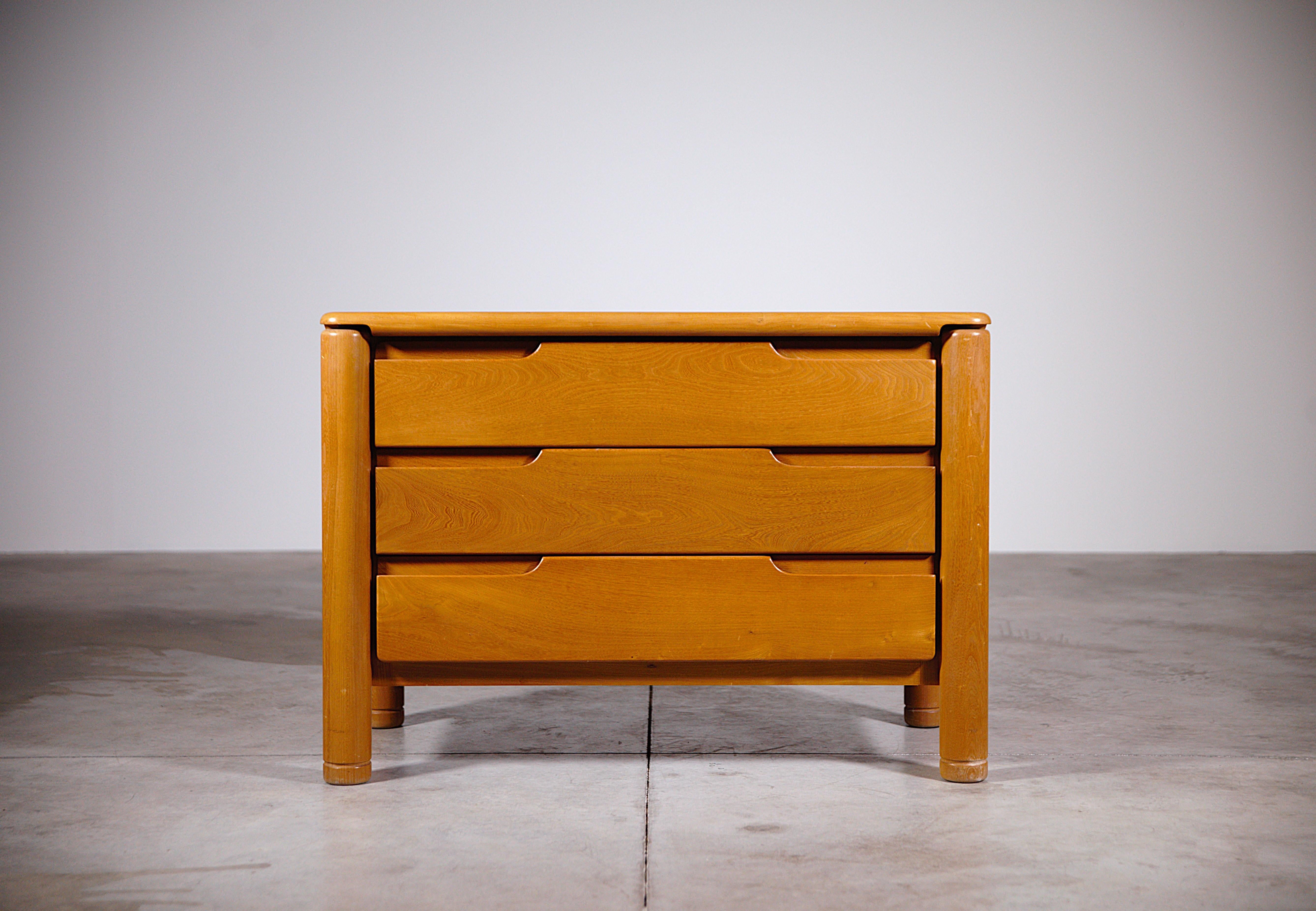 Francese Una commode Elmwood Francia anni '80 in vendita