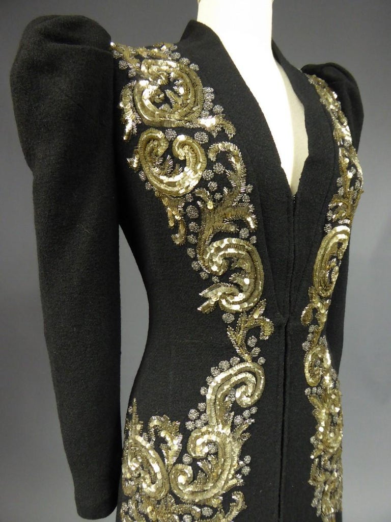 An Elsa Schiaparelli Woolen Embroidered Couture Evening Coat - France Circa 1939 For Sale 3