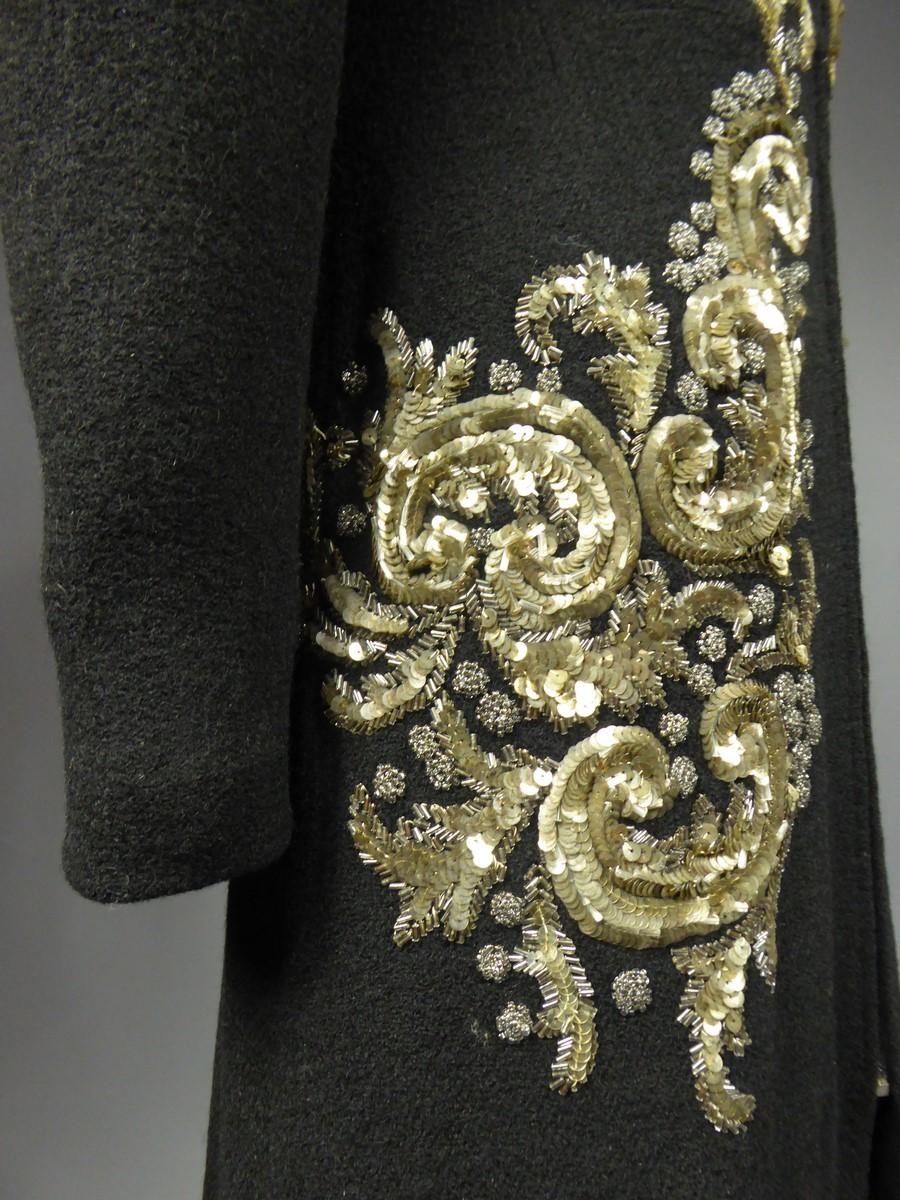 Elsa Schiaparelli bestickter Couture-Abendmantel aus Wolle, ca. 1939 im Angebot 4