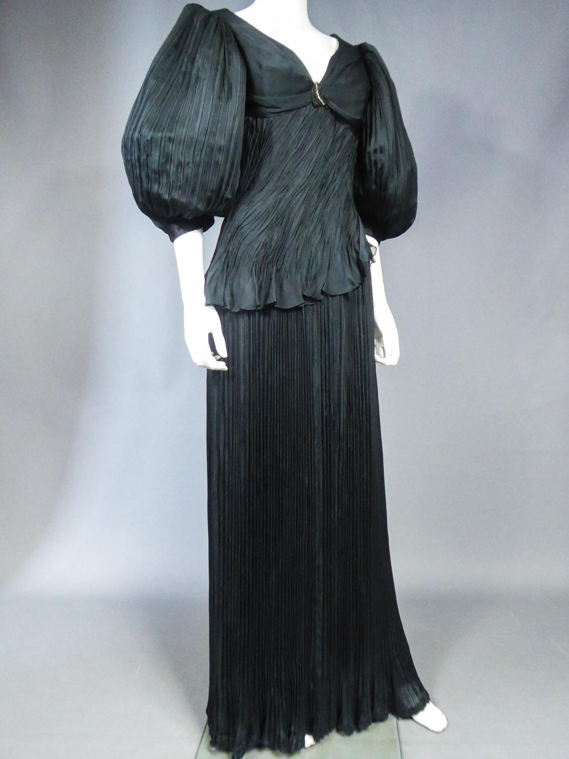 An Emanuel Ungaro French Evening Dress Numbered 295-5-85 Circa 1985/1990 For Sale 5