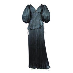 Un vestido de noche francés de Emanuel Ungaro numerado 295-5-85 Circa 1985/1990