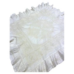 Serviette de table brodée sur percale de coton - Perse, début du 20e siècle