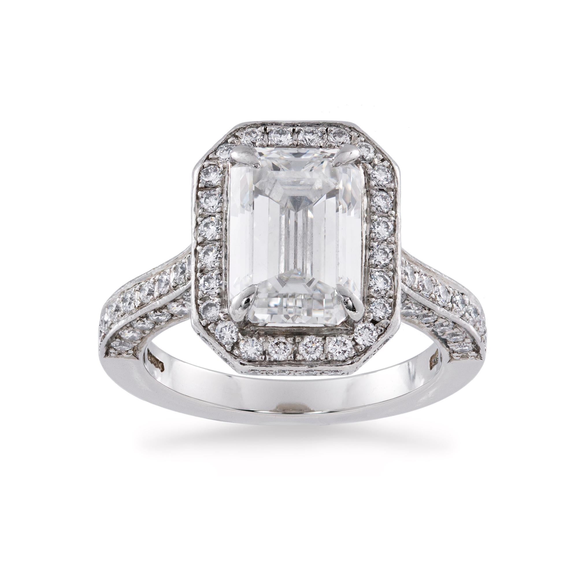 Emerald Cut GIA Certified 2.22 Carat Emerald-Cut Diamond Cluster Ring For Sale