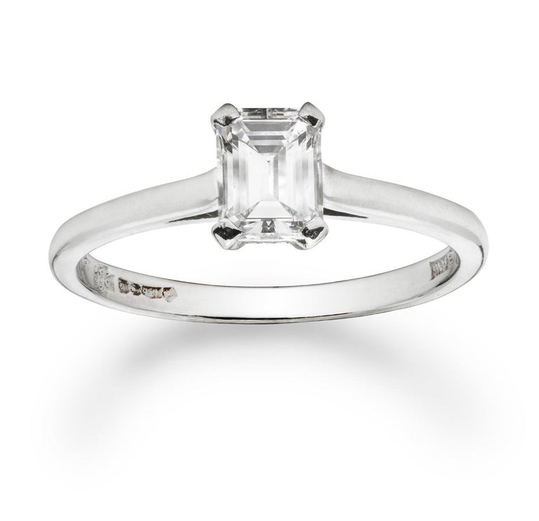 Modern Emerald-Cut Solitaire Single Stone Diamond Ring For Sale