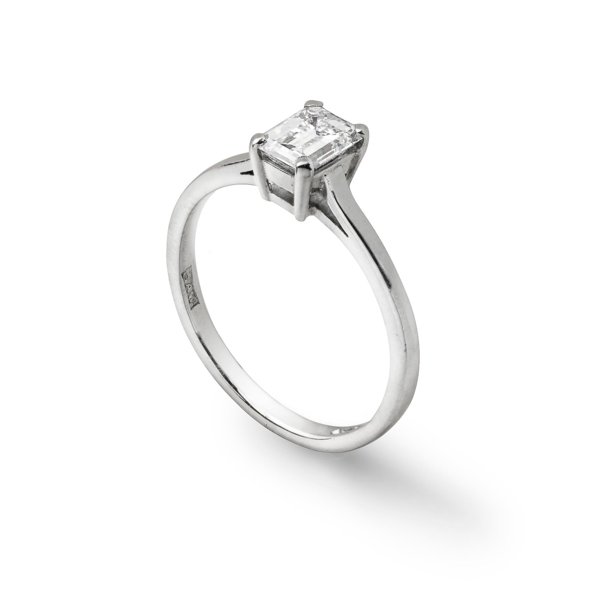 single emerald cut engagement rings