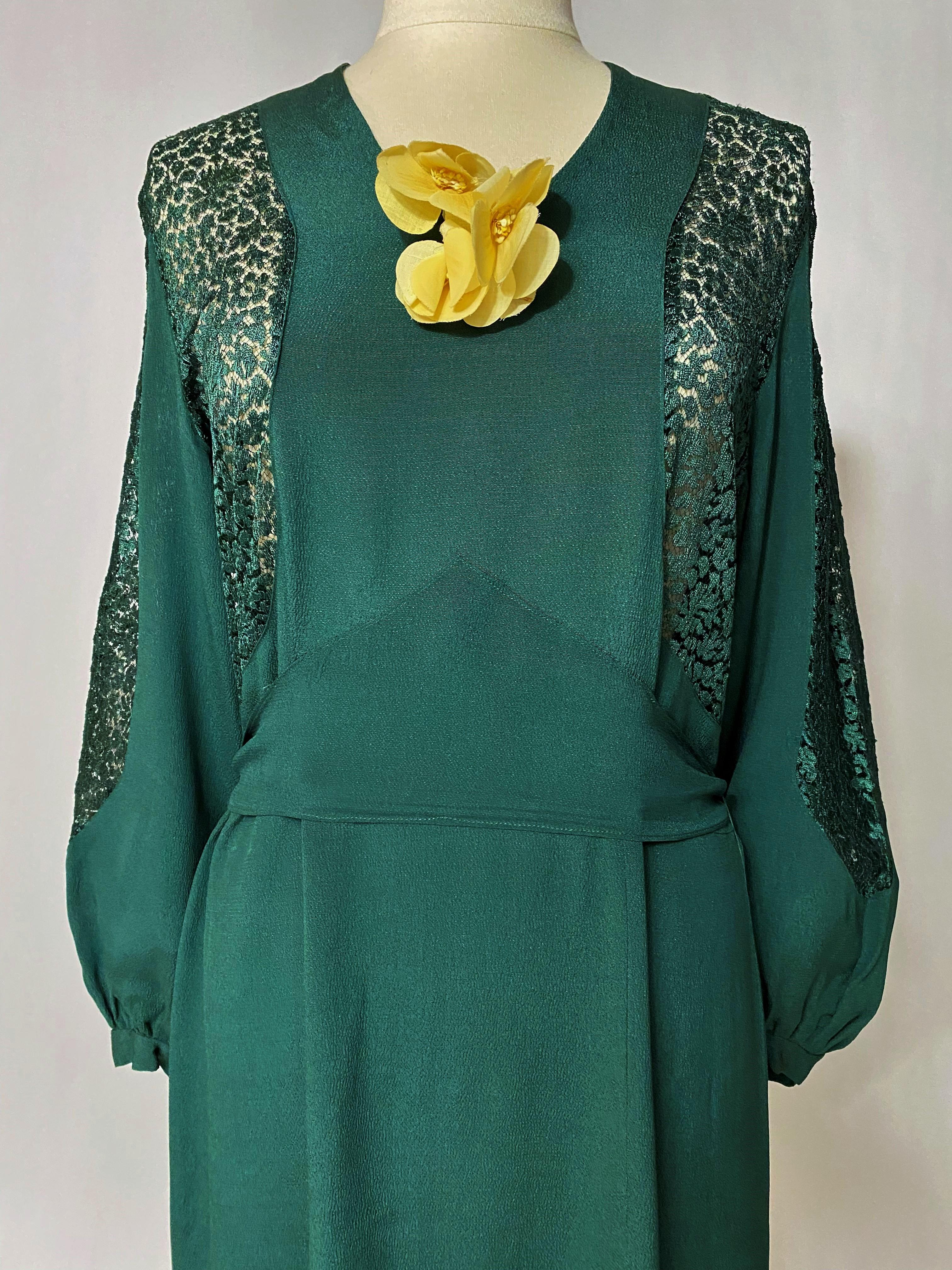 Green An Emerald green crepe and lace evening dress- France Circa 1940 For Sale