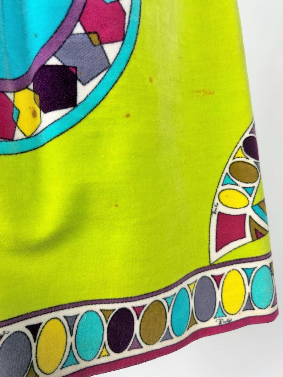 Ein Emilio Pucci bedrucktes Samtkleidchen - Italien CIRCA 1970-1975 im Angebot 10