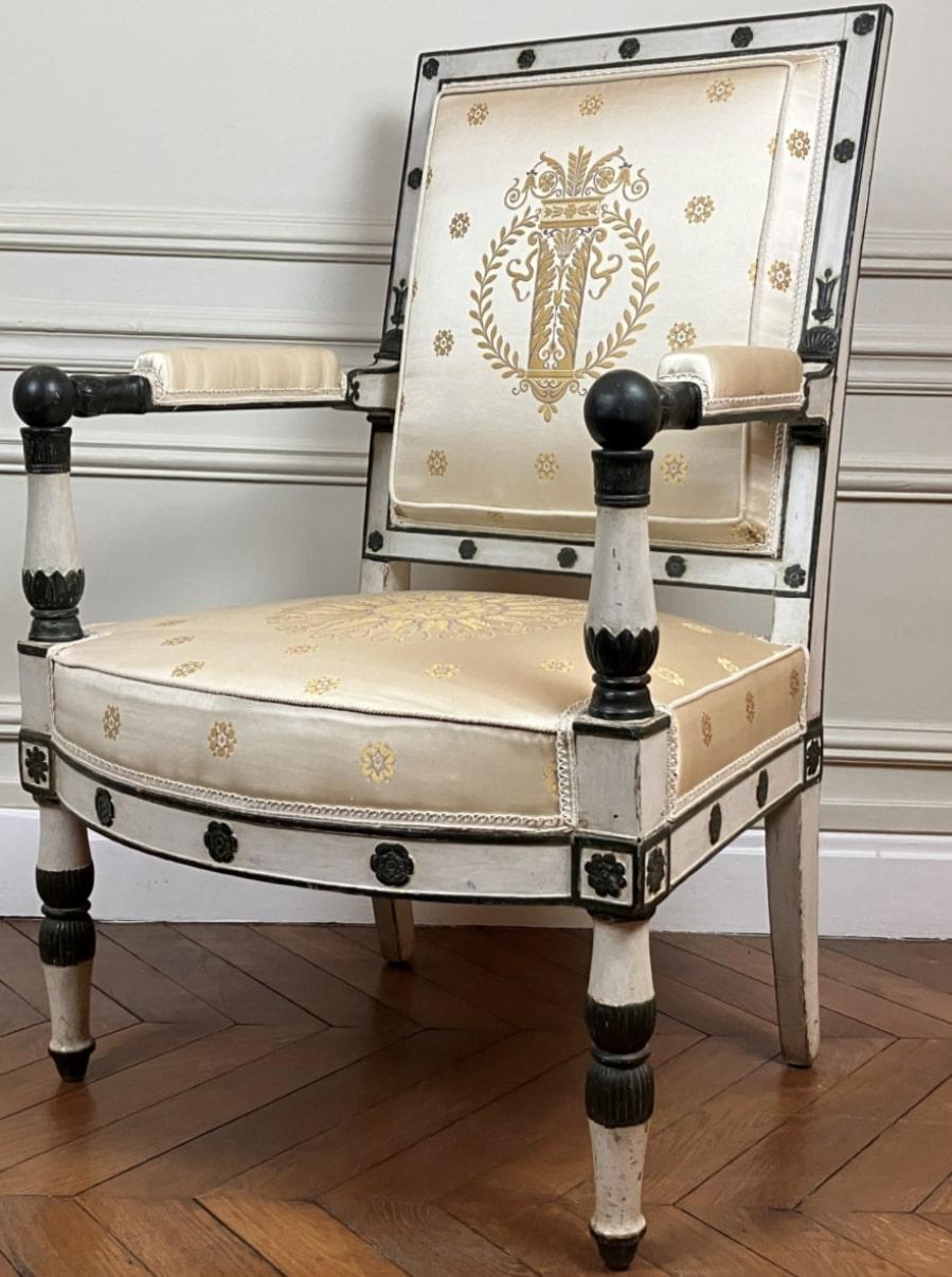 French An Empire armchair from the Château de Rambouillet For Sale