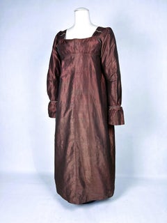 An Empire day dress in burgundy silk taffeta with provenance - England C. 1810
