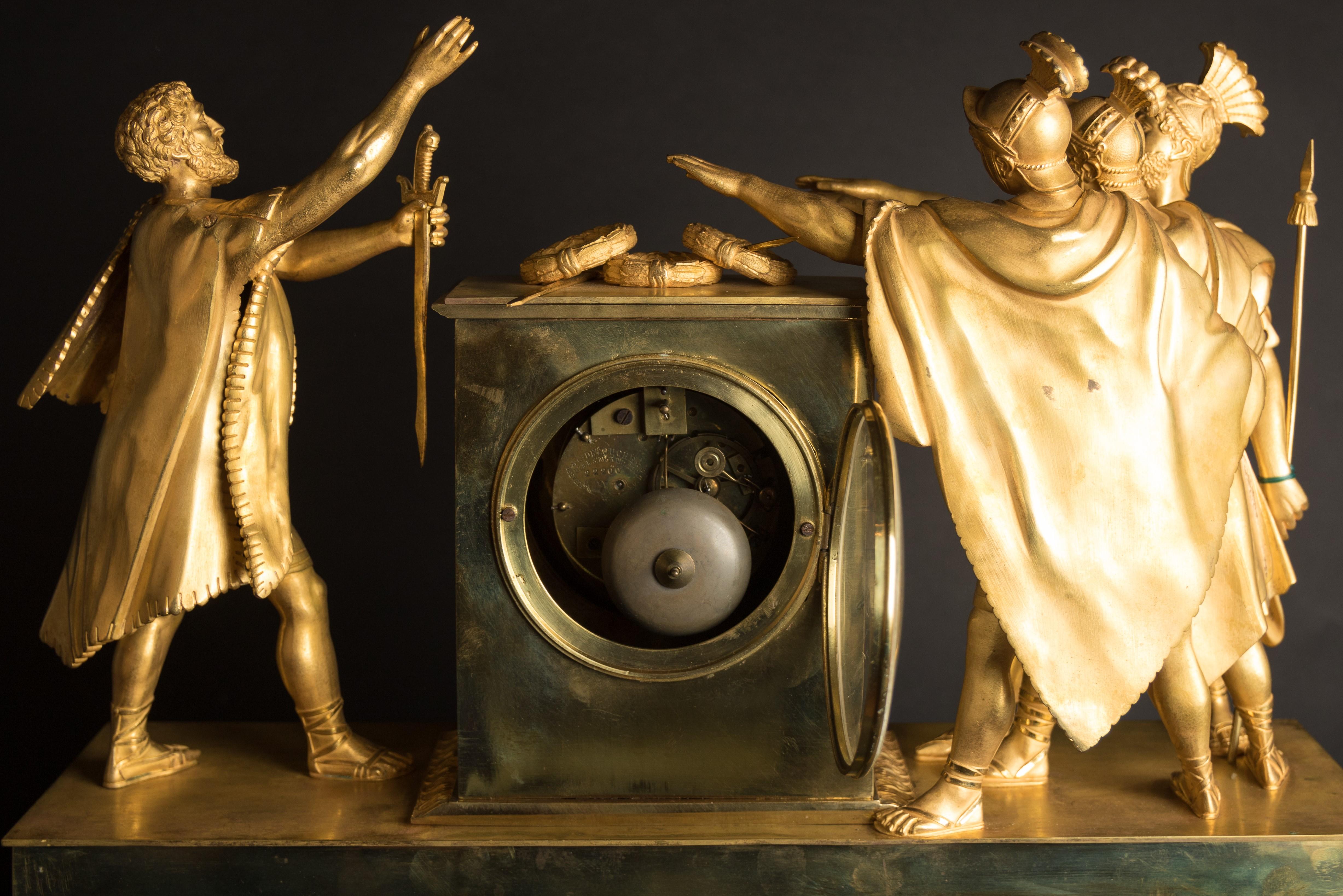 Empire Gilt and Patinated Bronze Mantel Clock In Good Condition For Sale In Tongeren, Limburg