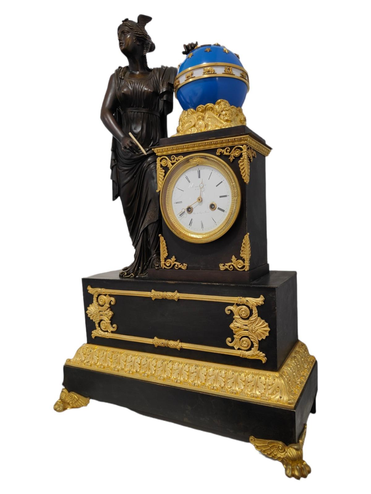 19th Century Empire Mantel Clock by H.Robert-Horloger De La Reine, Paris, circa 1820 For Sale