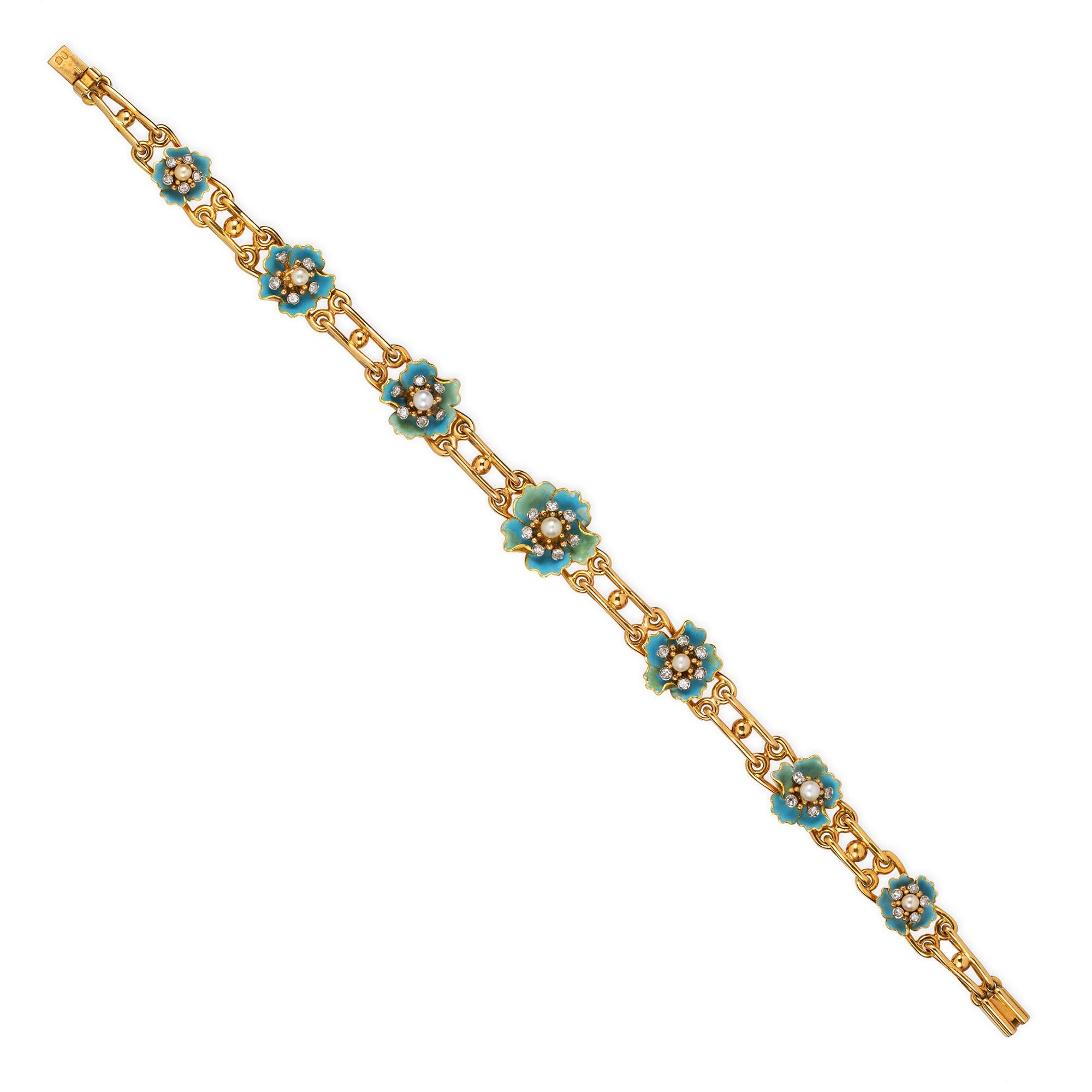 Enamel Flower Set with Diamond Bracelet In Good Condition For Sale In London, GB