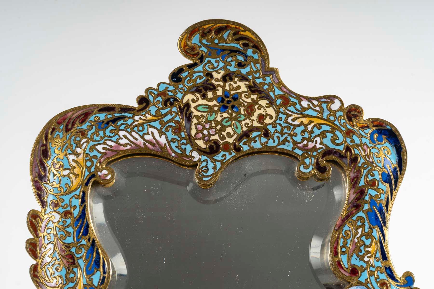 Français Miroir de table en bronze émaillé, XIXe siècle, période Napoléon III. en vente