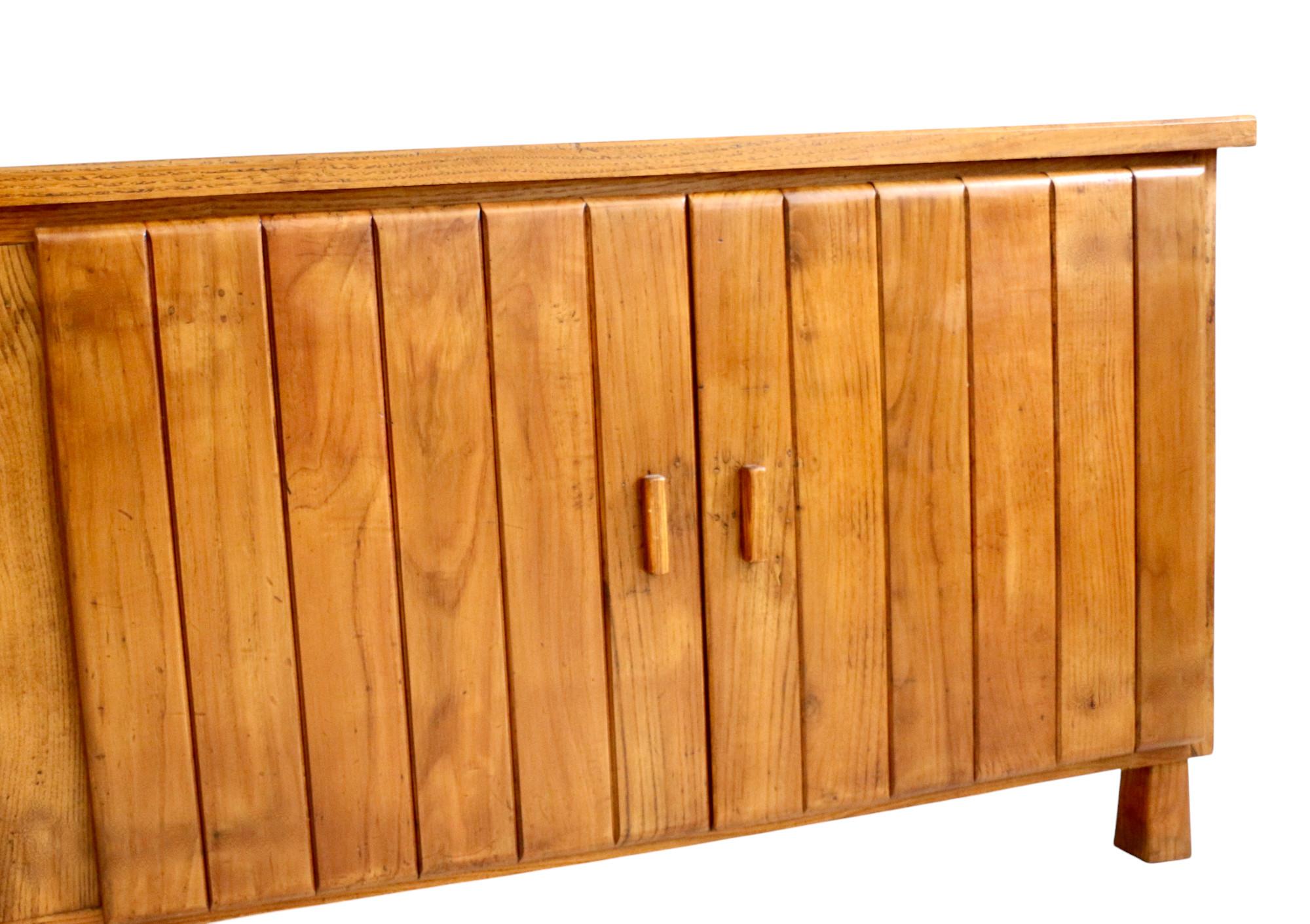 An enfilade, Spain 60s. Brutalista en venta