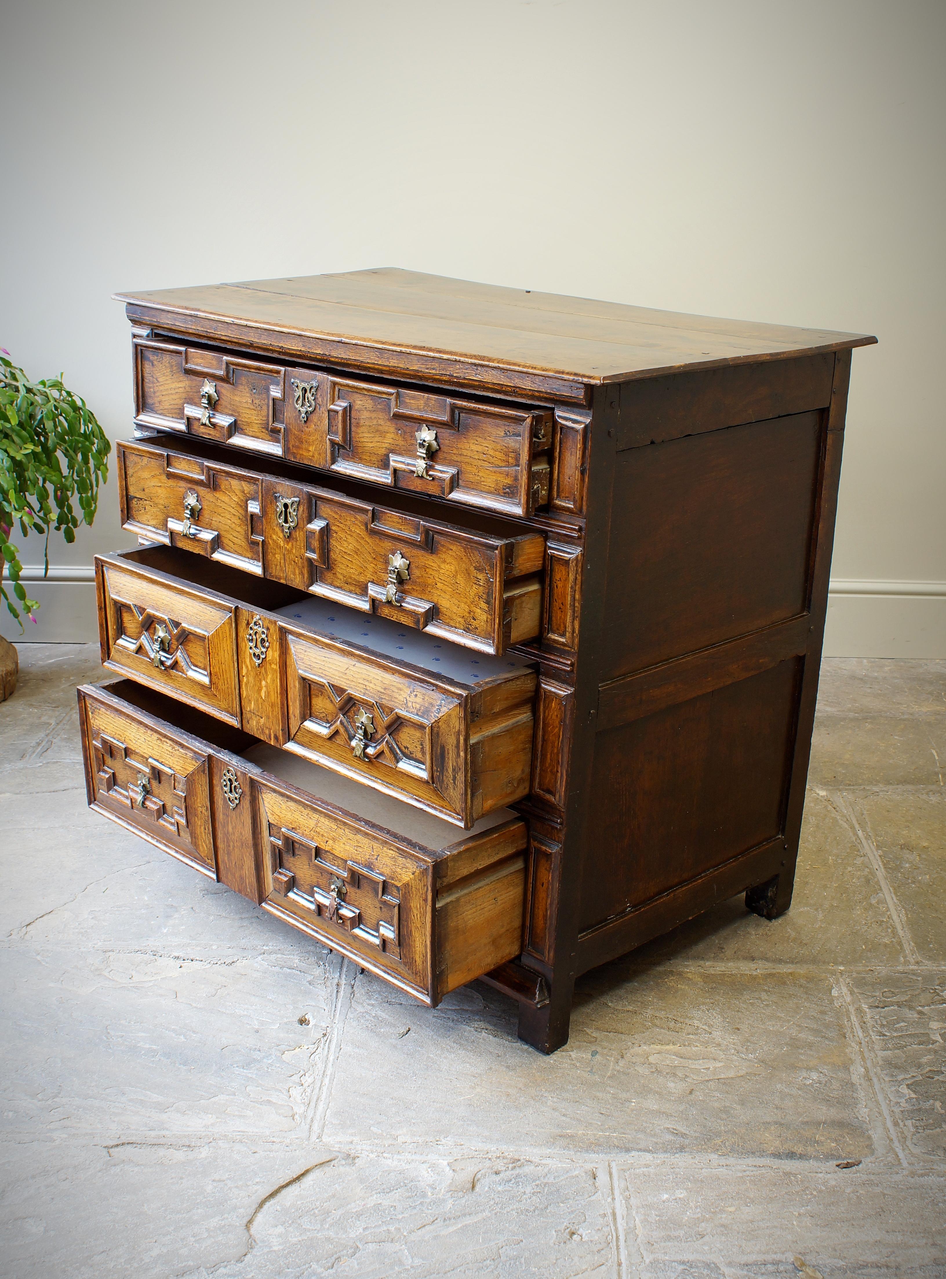 An English 17th Century Cushion Moulded Chest Of Drawers For Sale 8