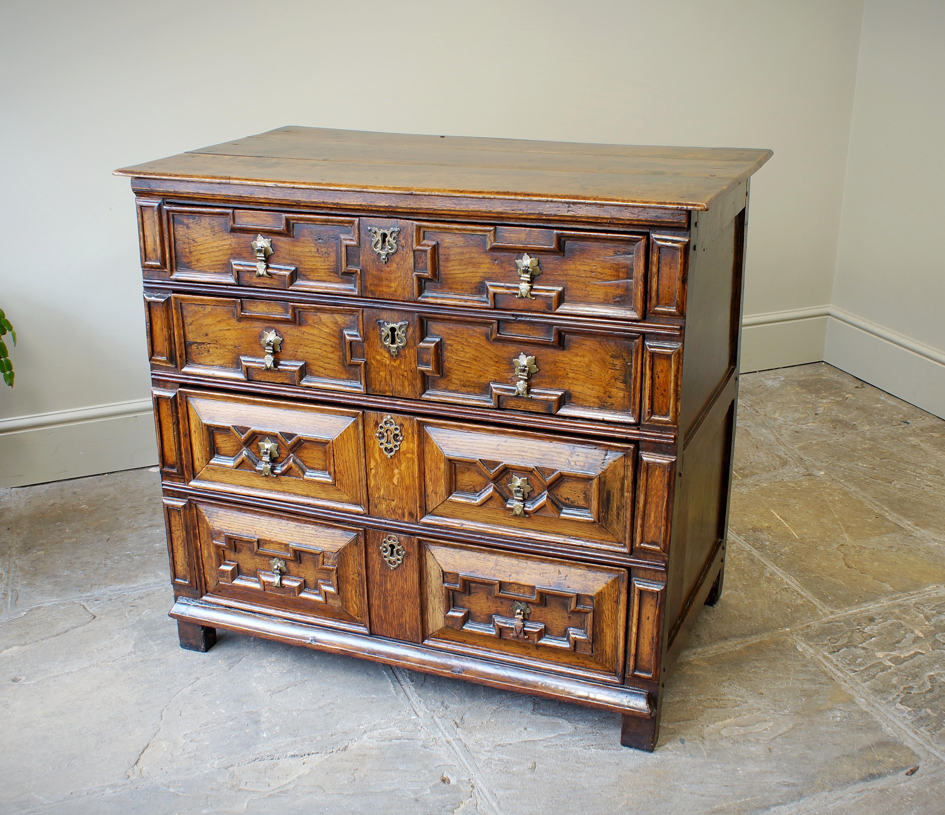 Molded An English 17th Century Cushion Moulded Chest Of Drawers For Sale