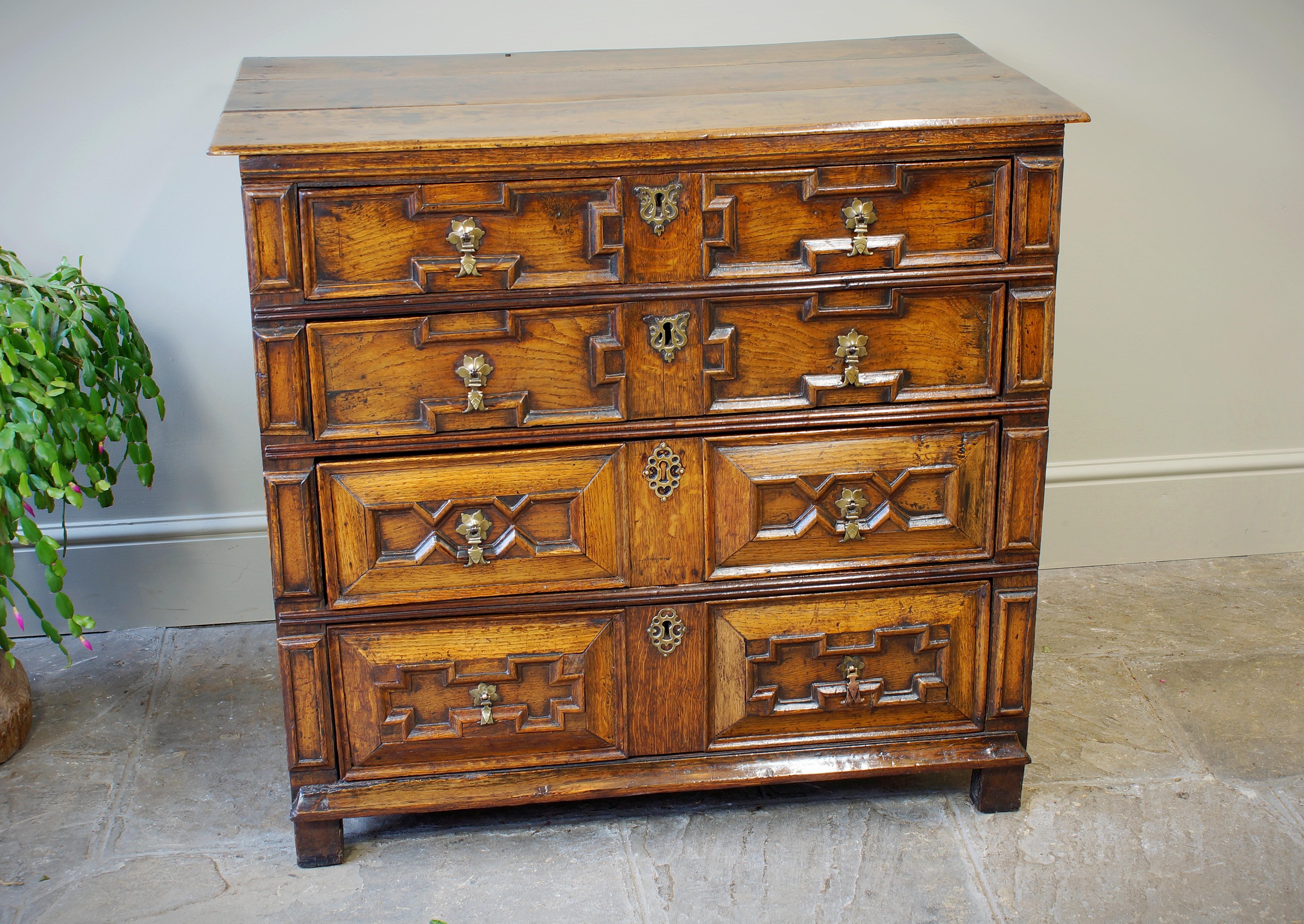 An English 17th Century Cushion Moulded Chest Of Drawers For Sale 4