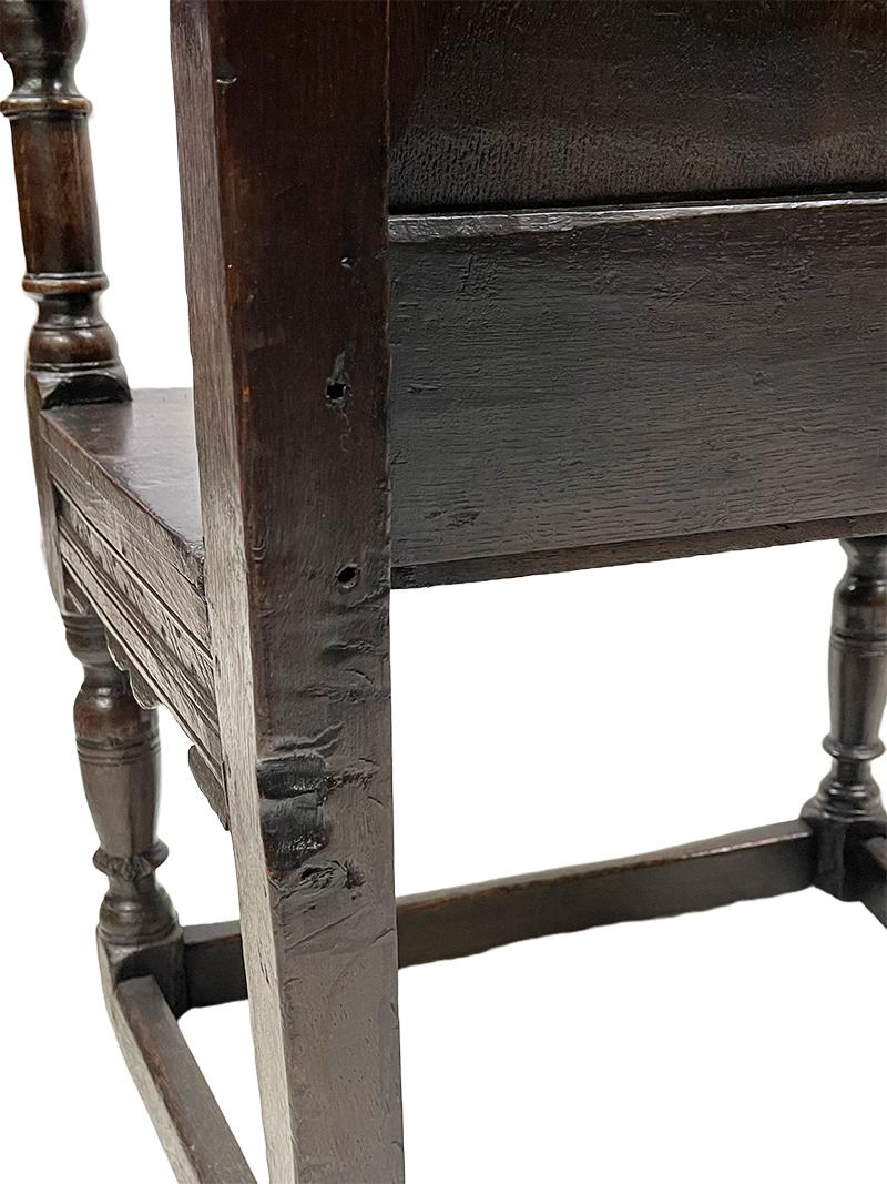 English 17th Century Oak Wainscot Armchair For Sale 4