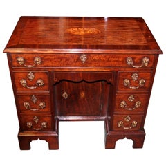 English 18th Century George III Inlaid Mahogany Kneehole Desk/Dressing Table