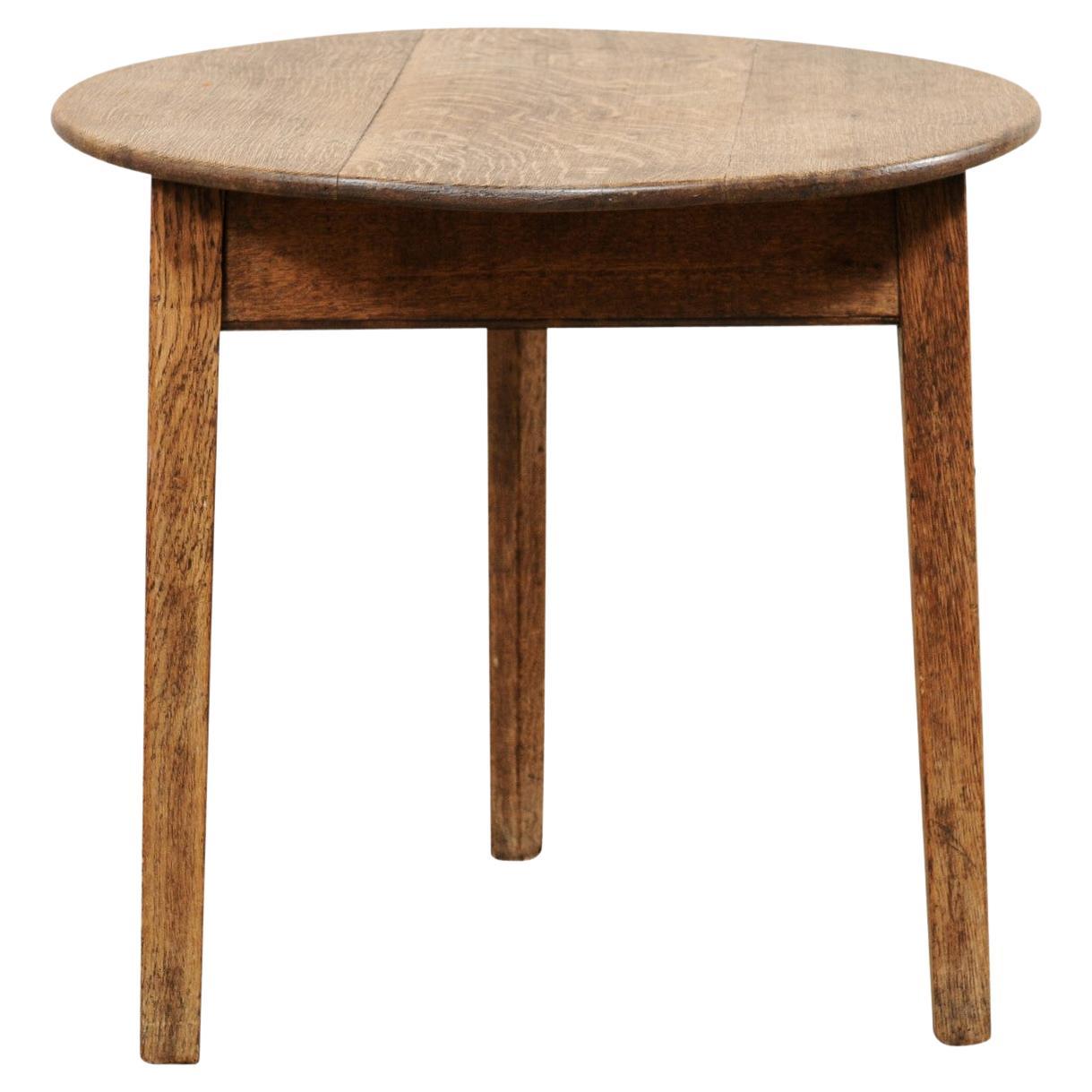 English Round Oak Wood Occasional Table from the 19th Century