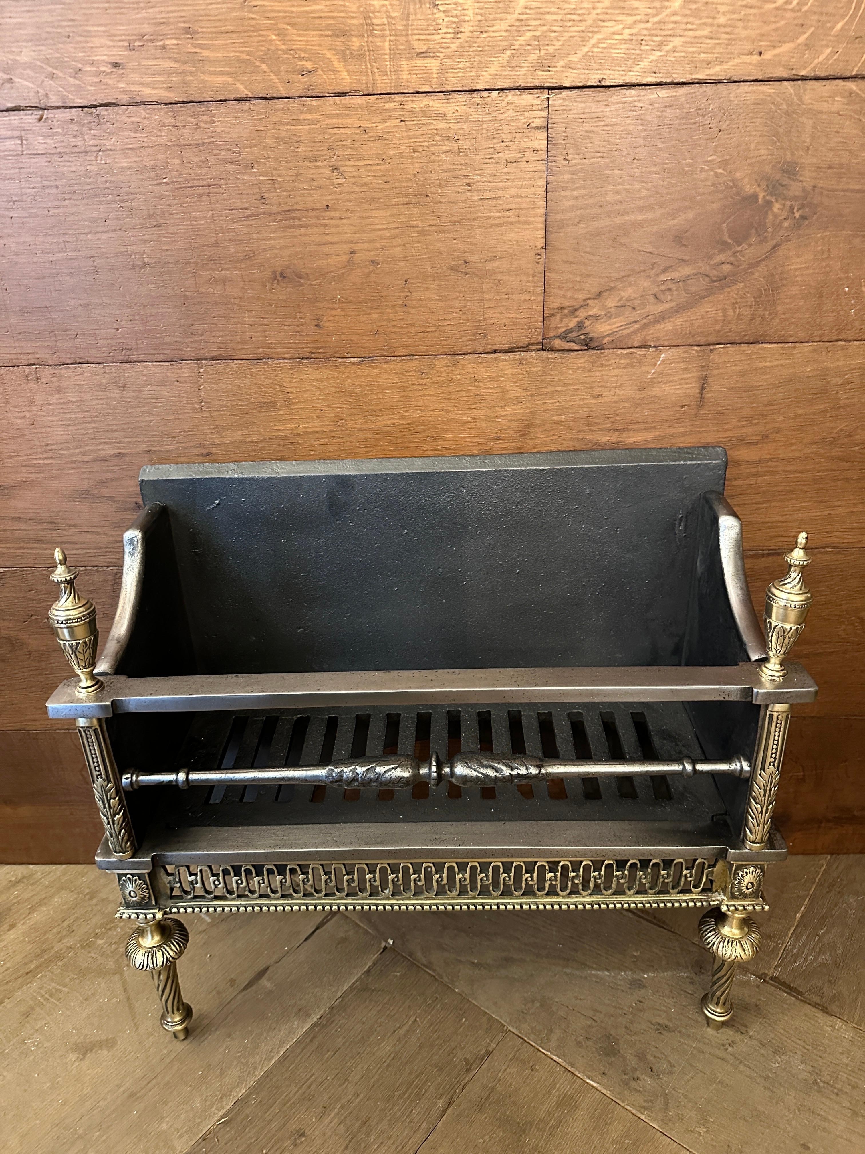 An English  Antique Regency Style Brass and Steel Fire grate  3