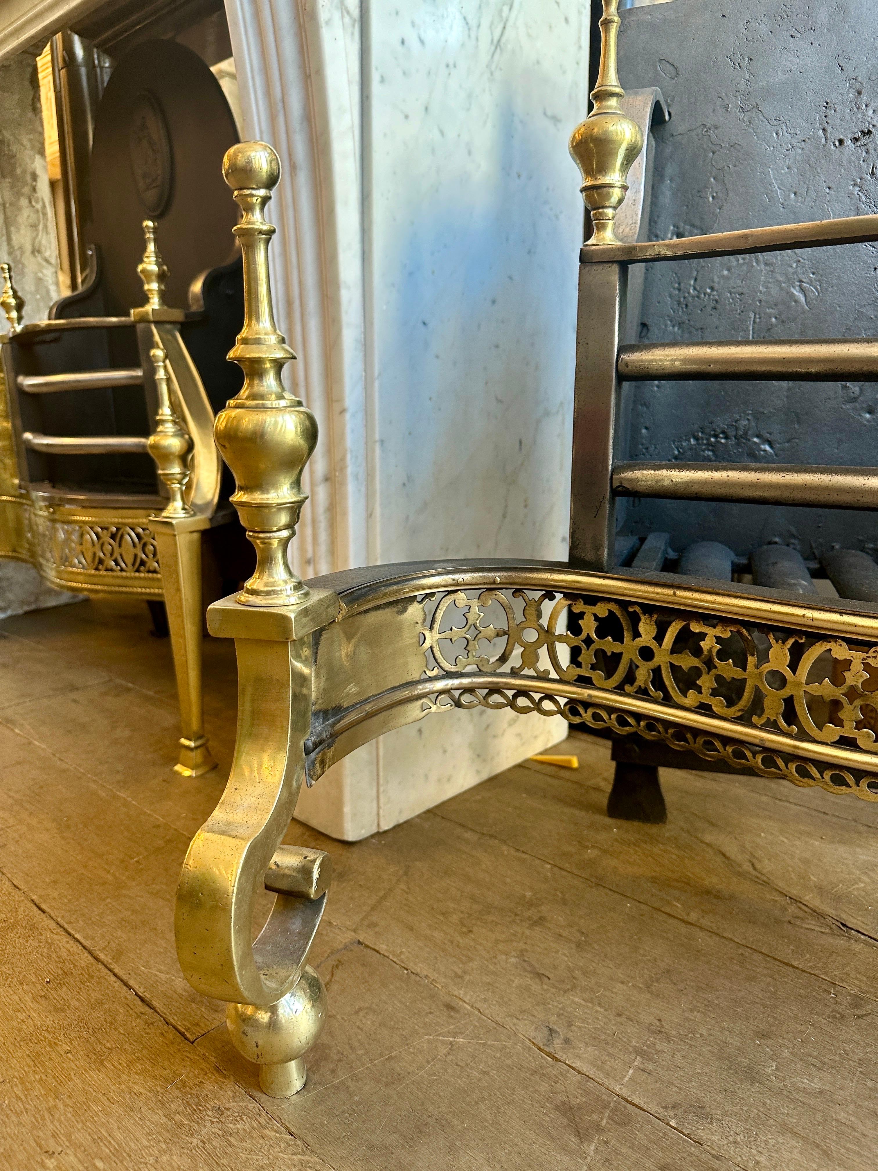 George II An English Antique Steel and Brass 19th Century Fire Grate For Sale