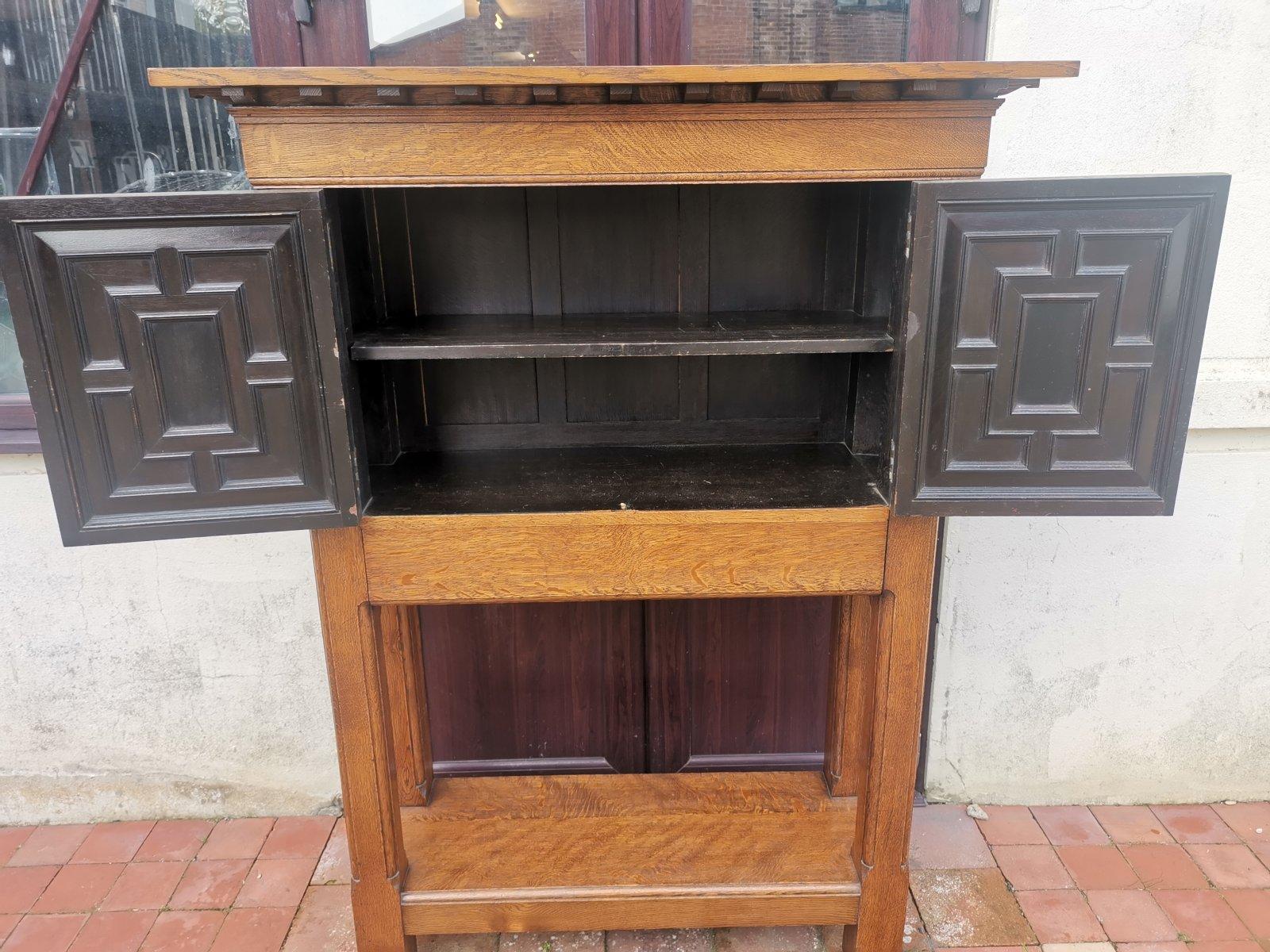 Late 19th Century English Arts & Crafts, Craftsman-Made Court Cupboard with Blacksmith Handle For Sale
