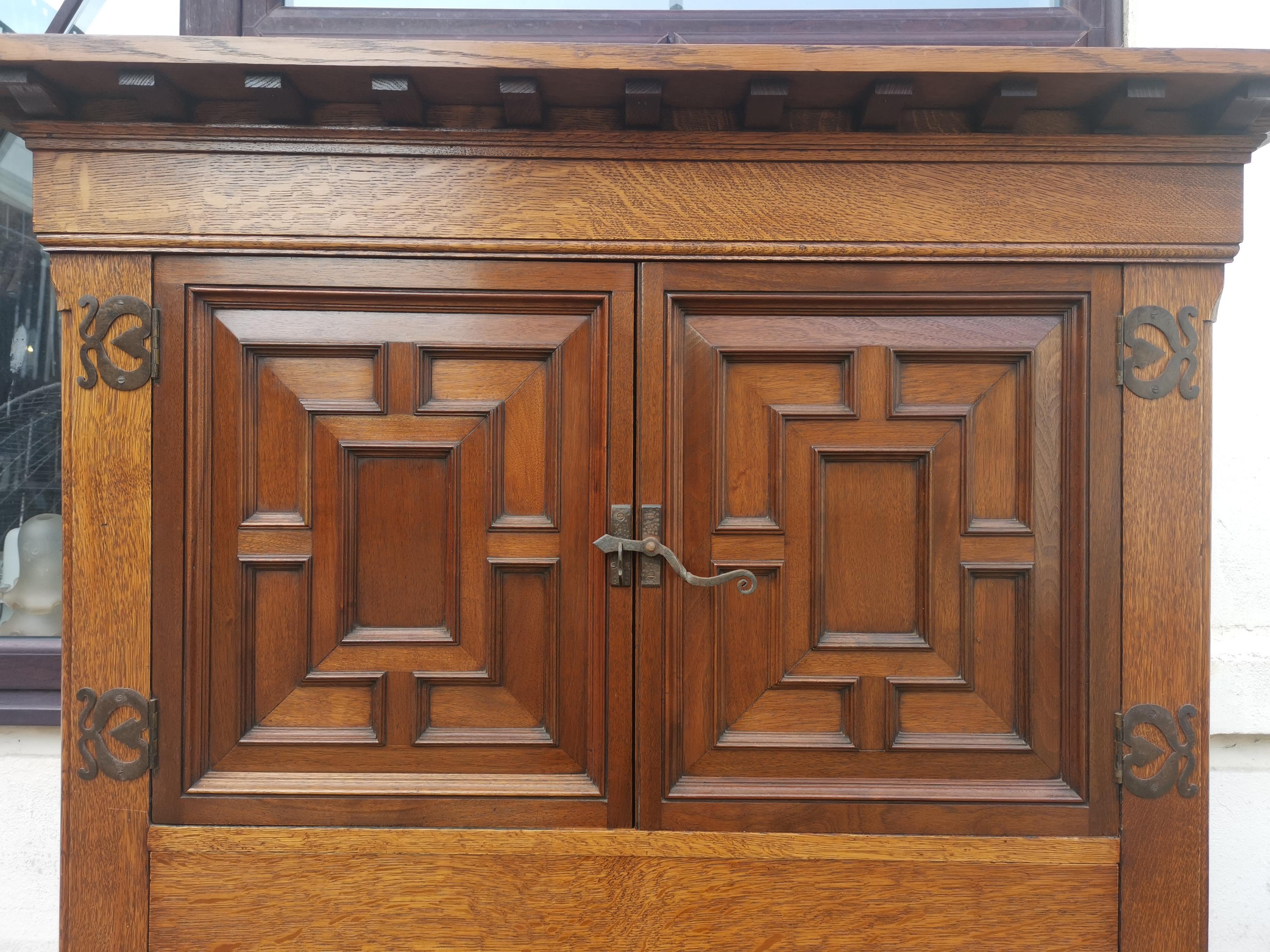 Hand-Crafted English Arts & Crafts, Craftsman-Made Court Cupboard with Blacksmith Handle For Sale