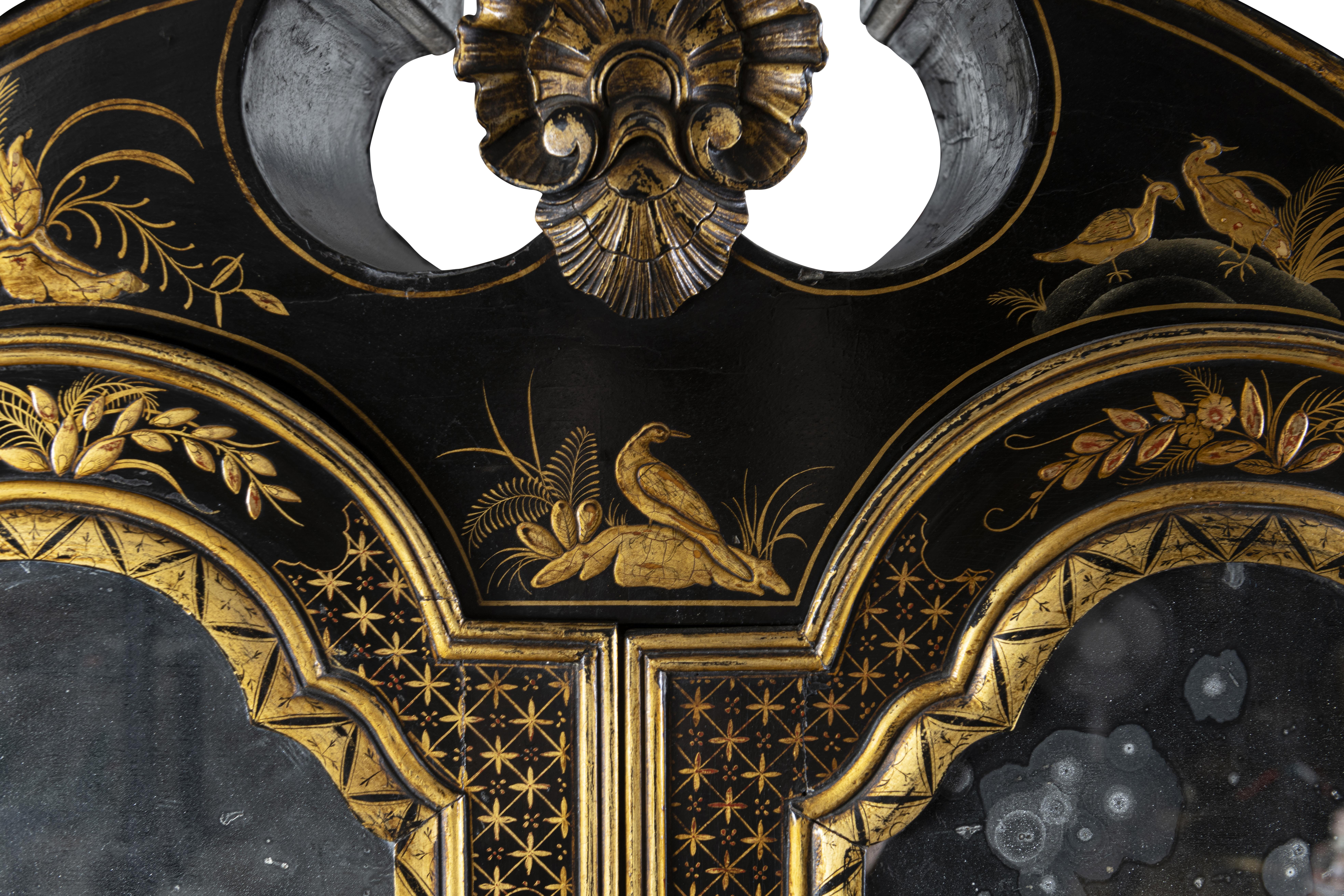 Ein englischer, schwarz lackierter Chinoiserie-Bureau-Schrank, 18. im Angebot 7
