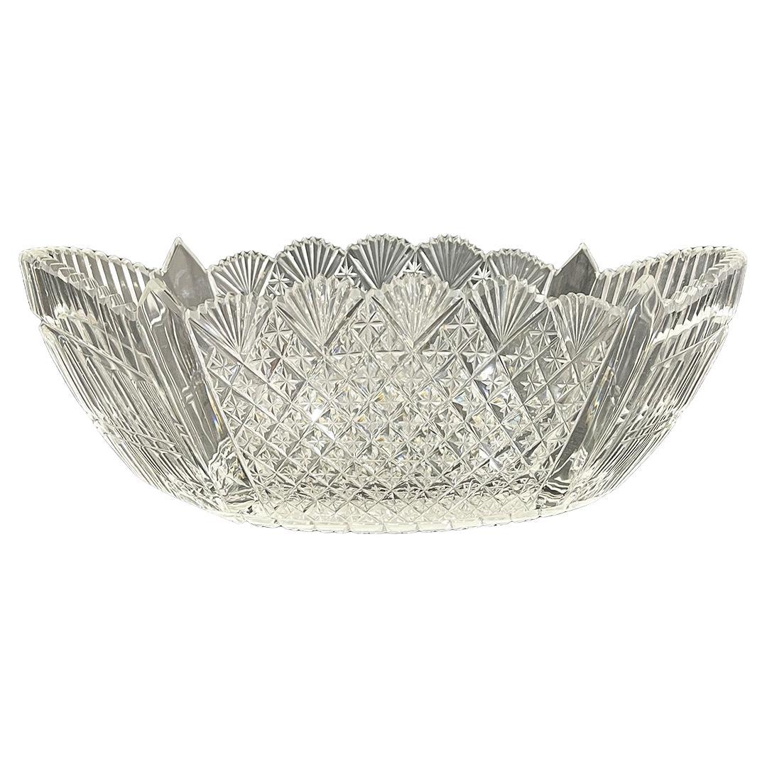 An English boat-shaped crystal bowl, ca 1880 For Sale