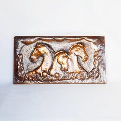 English Contemporary Copper Plaque Depicting Racing Horses