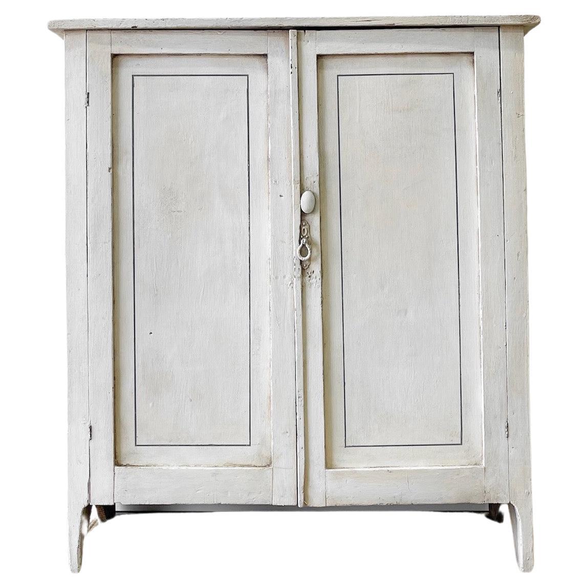 An English Country Pine Cabinet Cupboard