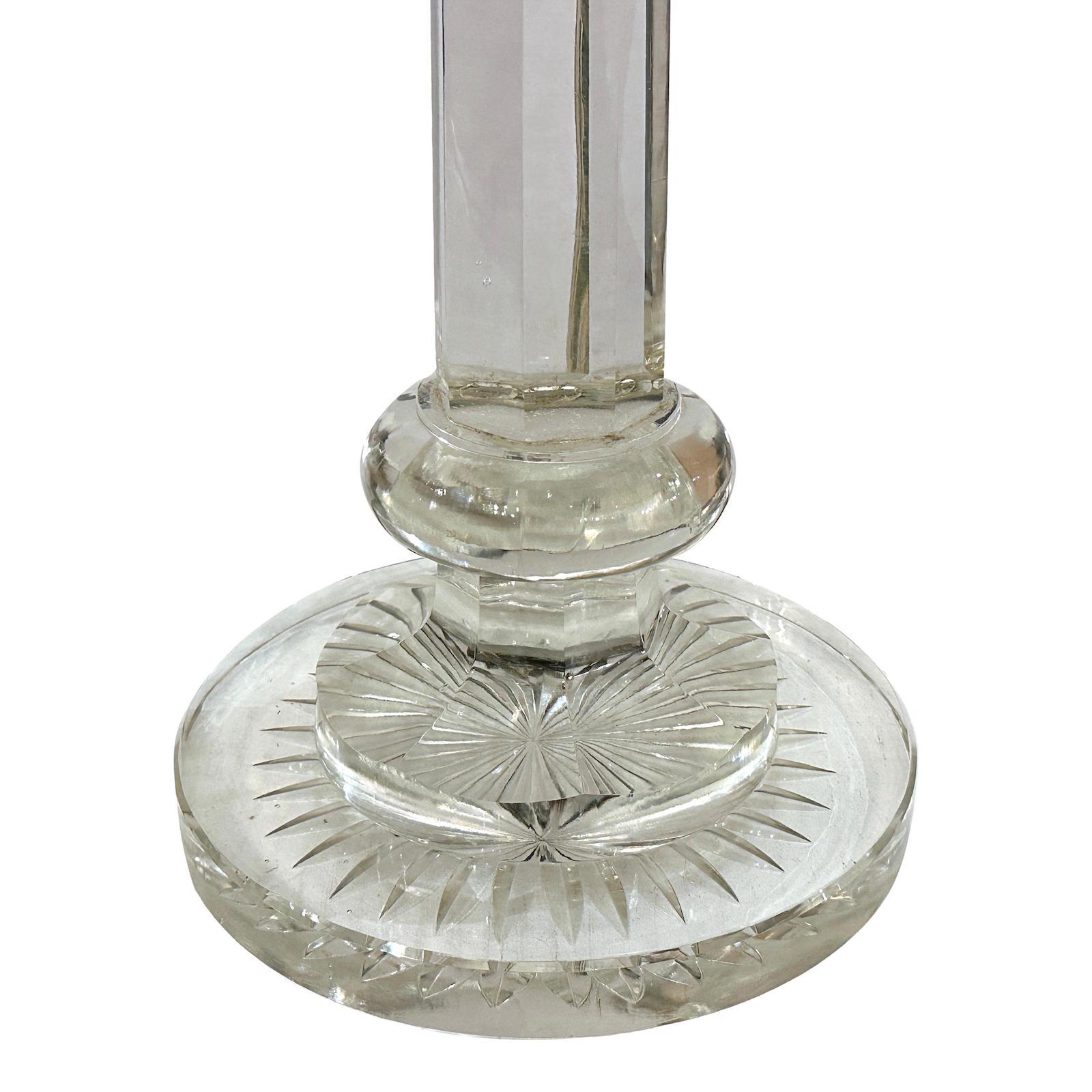 Une lampe anglaise en cristal taillé Bon état - En vente à New York, NY