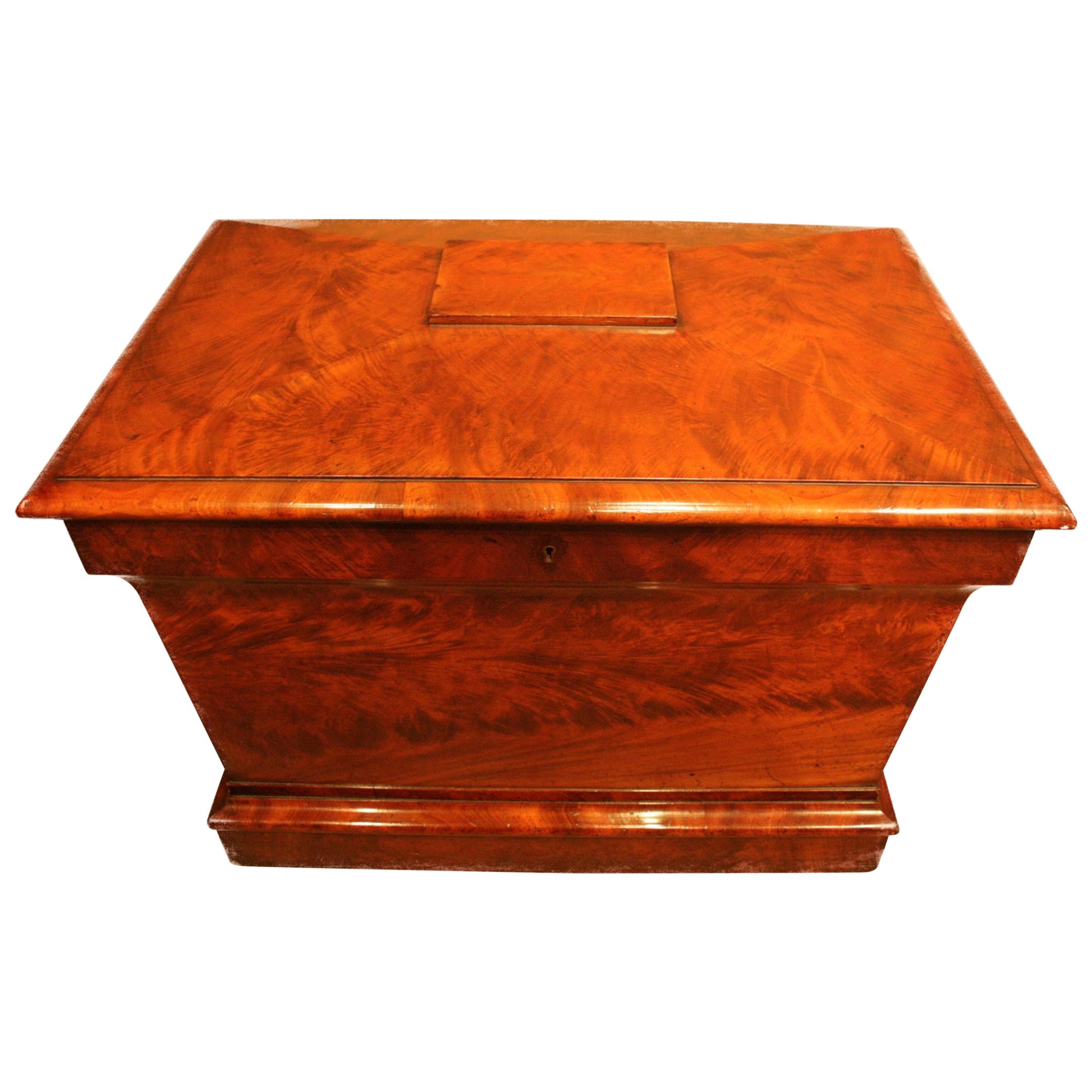 English Early 19th Century George III Flame Mahogany Sarcophagus Wine Cooler For Sale